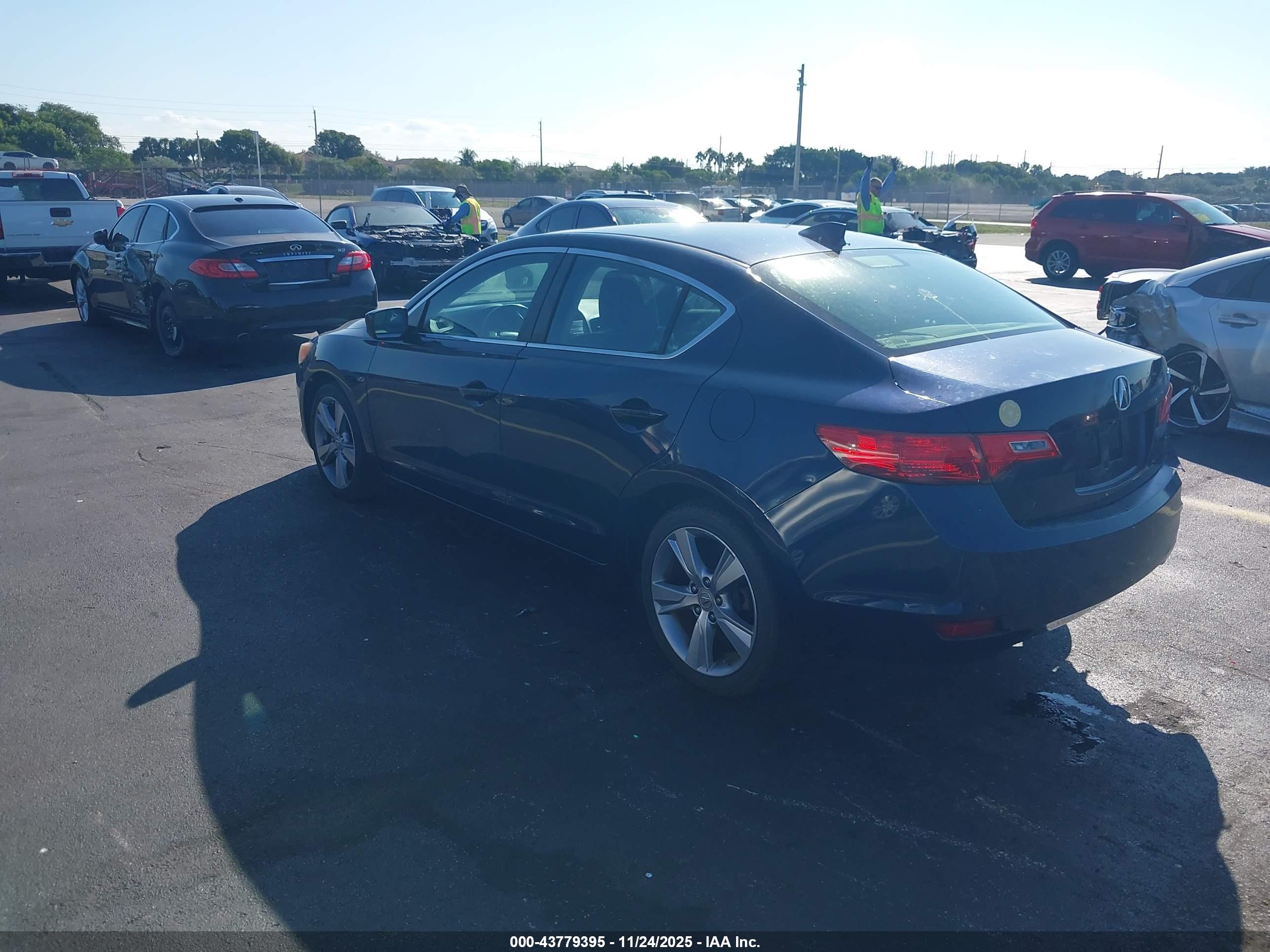 ACURA ILX image 3