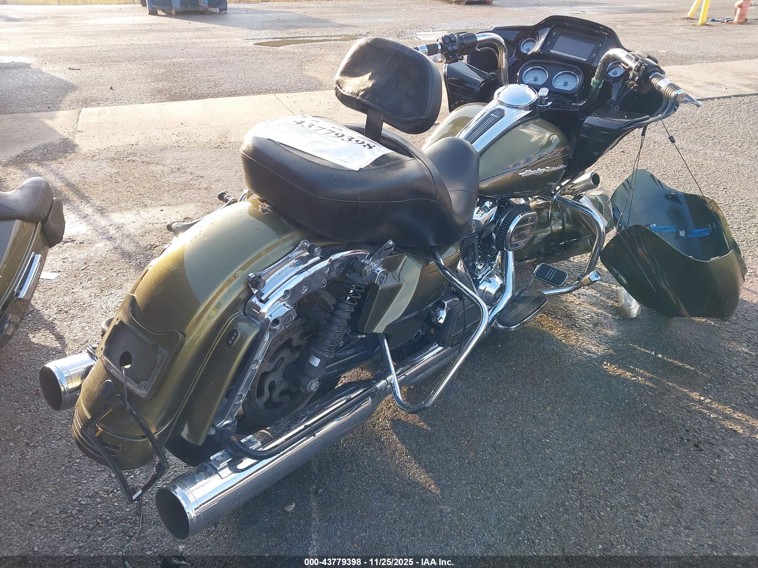 HARLEY-DAVIDSON FLTRXS image 4