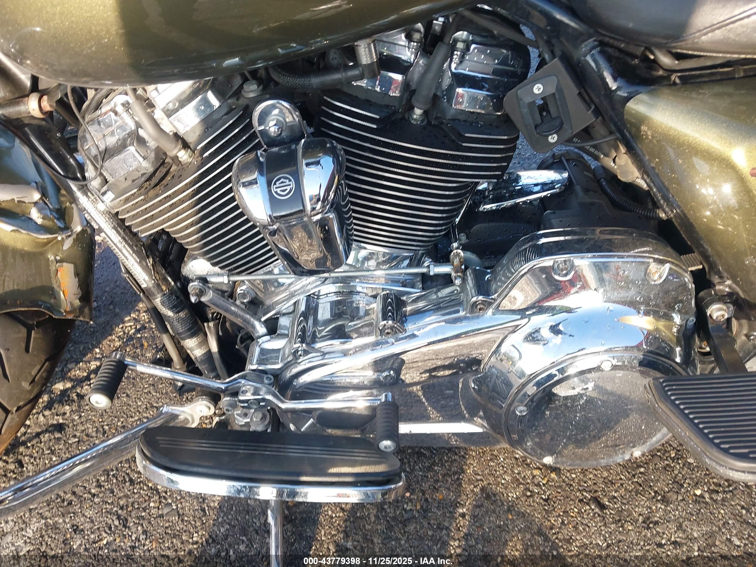 HARLEY-DAVIDSON FLTRXS image 9