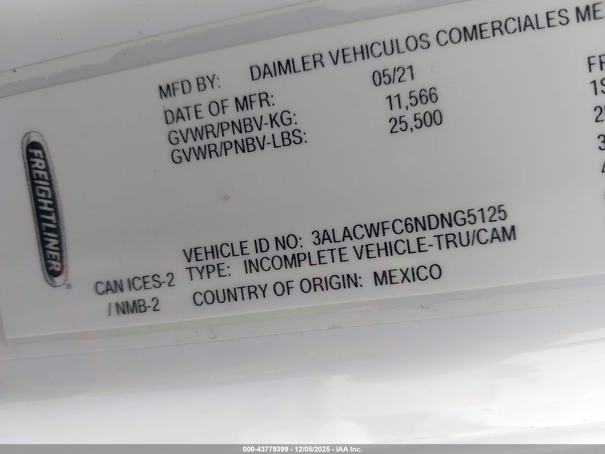 FREIGHTLINER M2 image 9