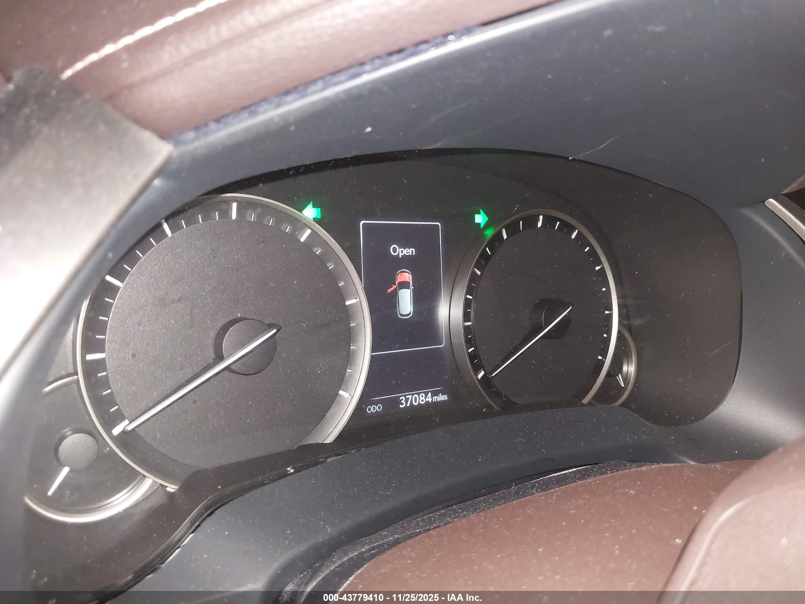 LEXUS RX image 7