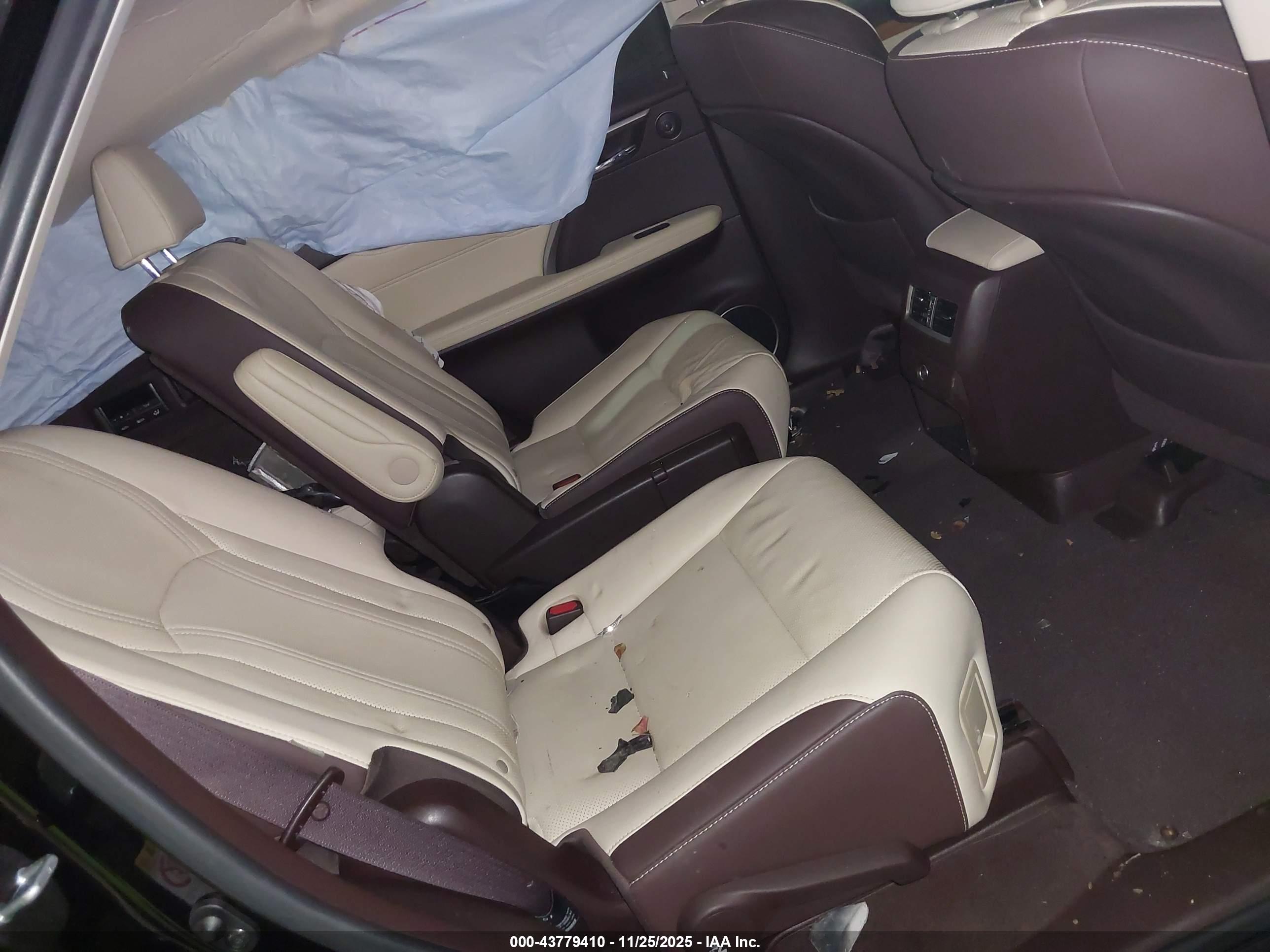 LEXUS RX image 8