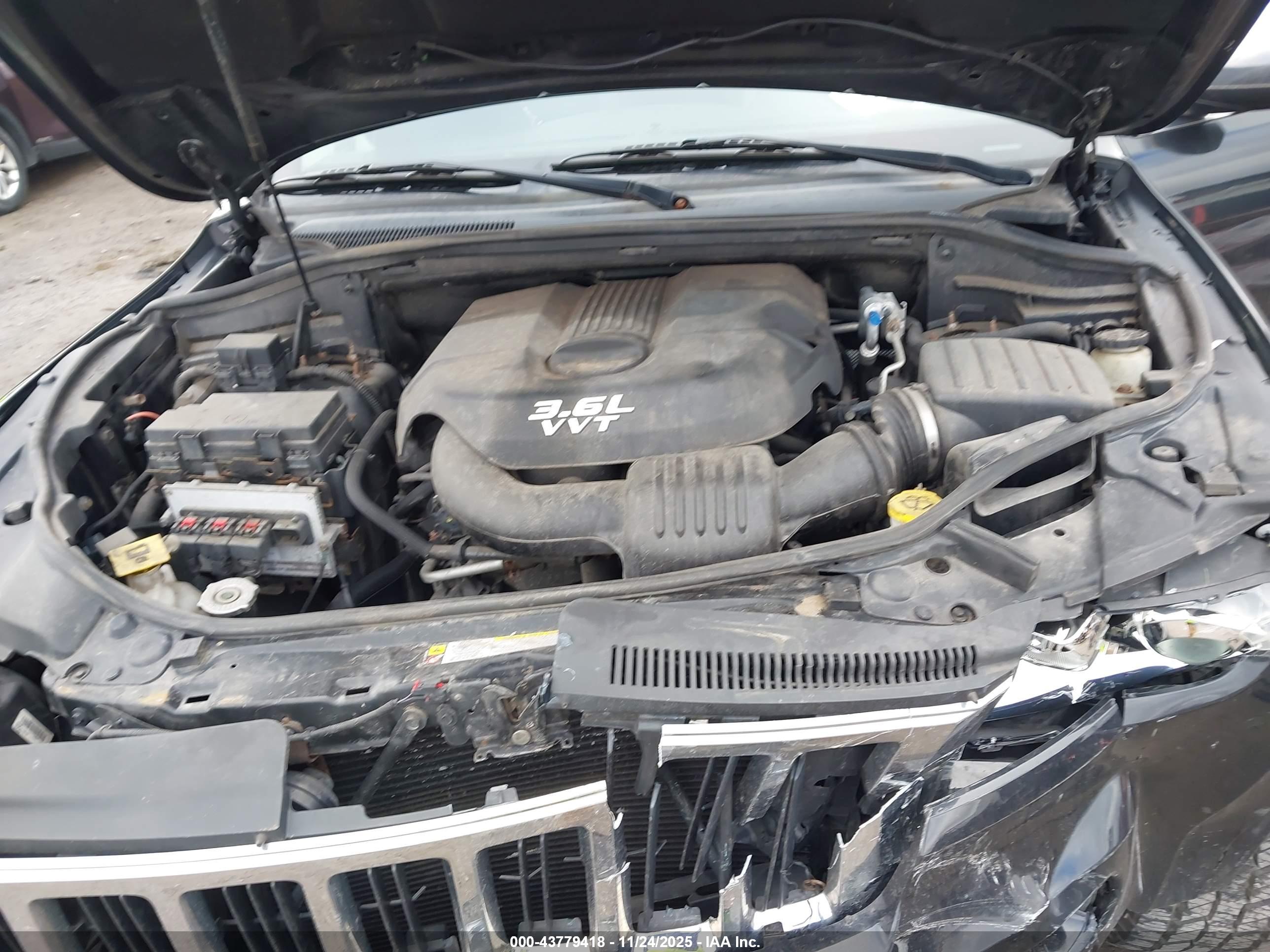 JEEP GRAND image 10
