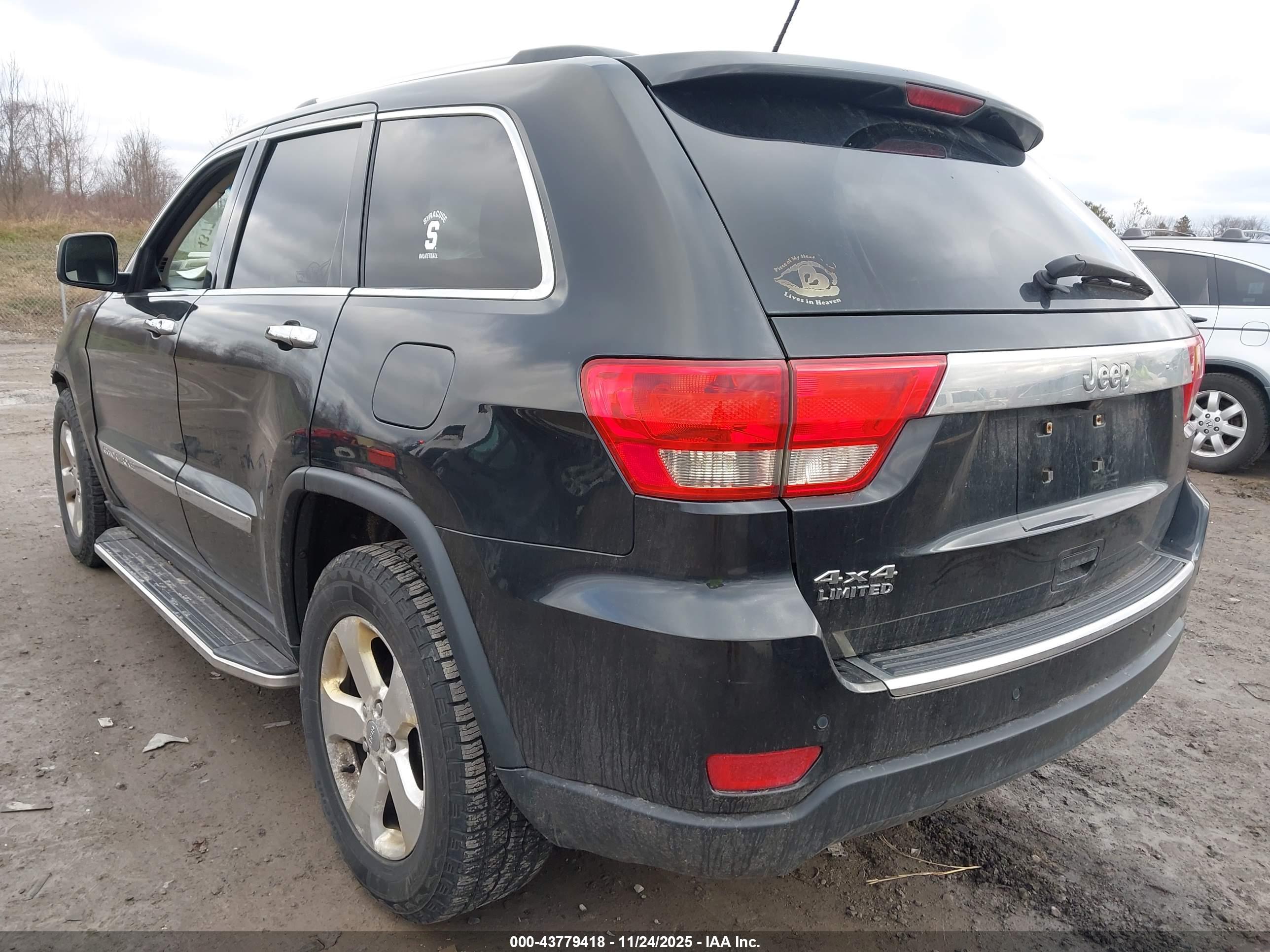 JEEP GRAND image 3