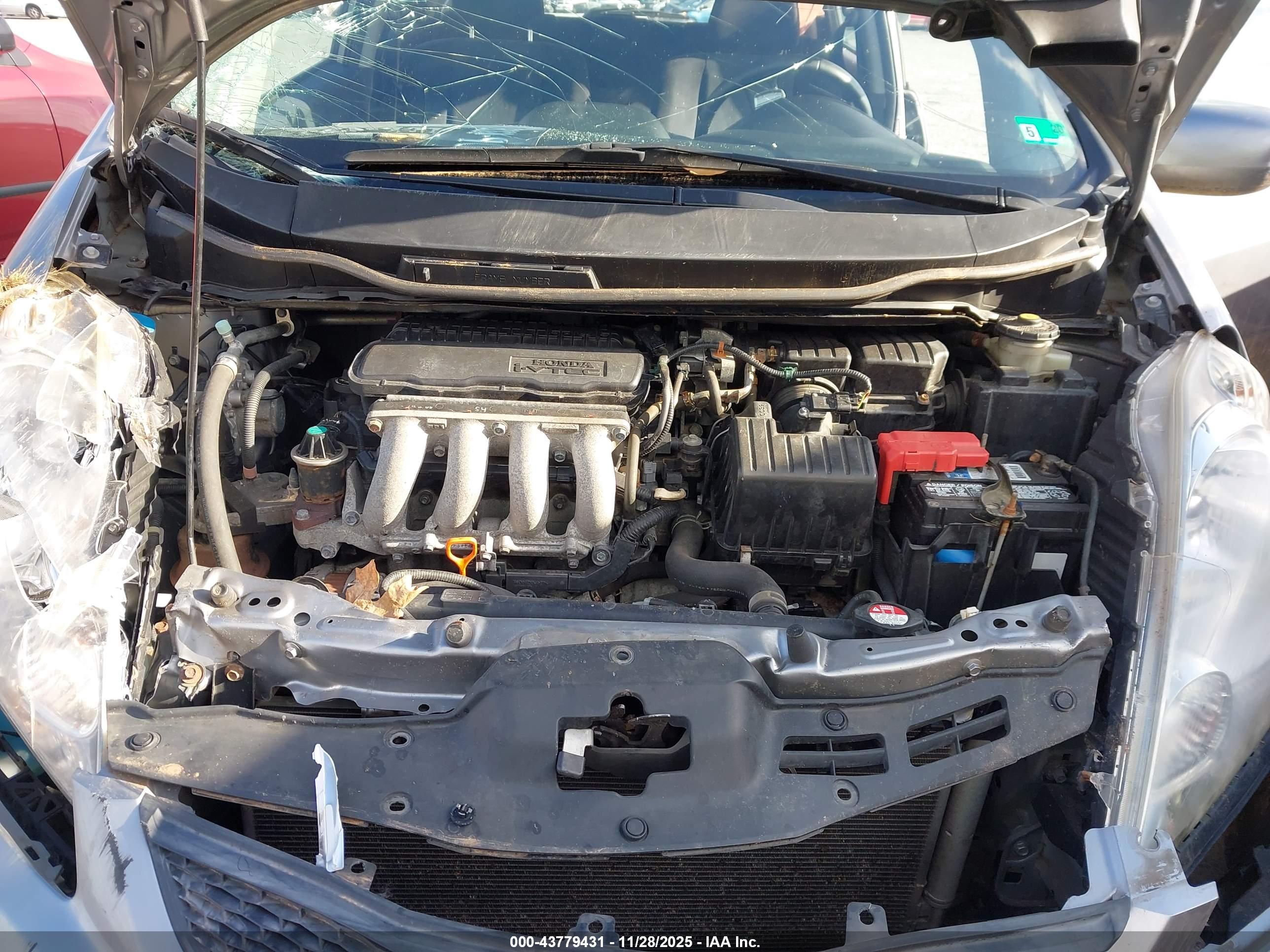 HONDA FIT image 10