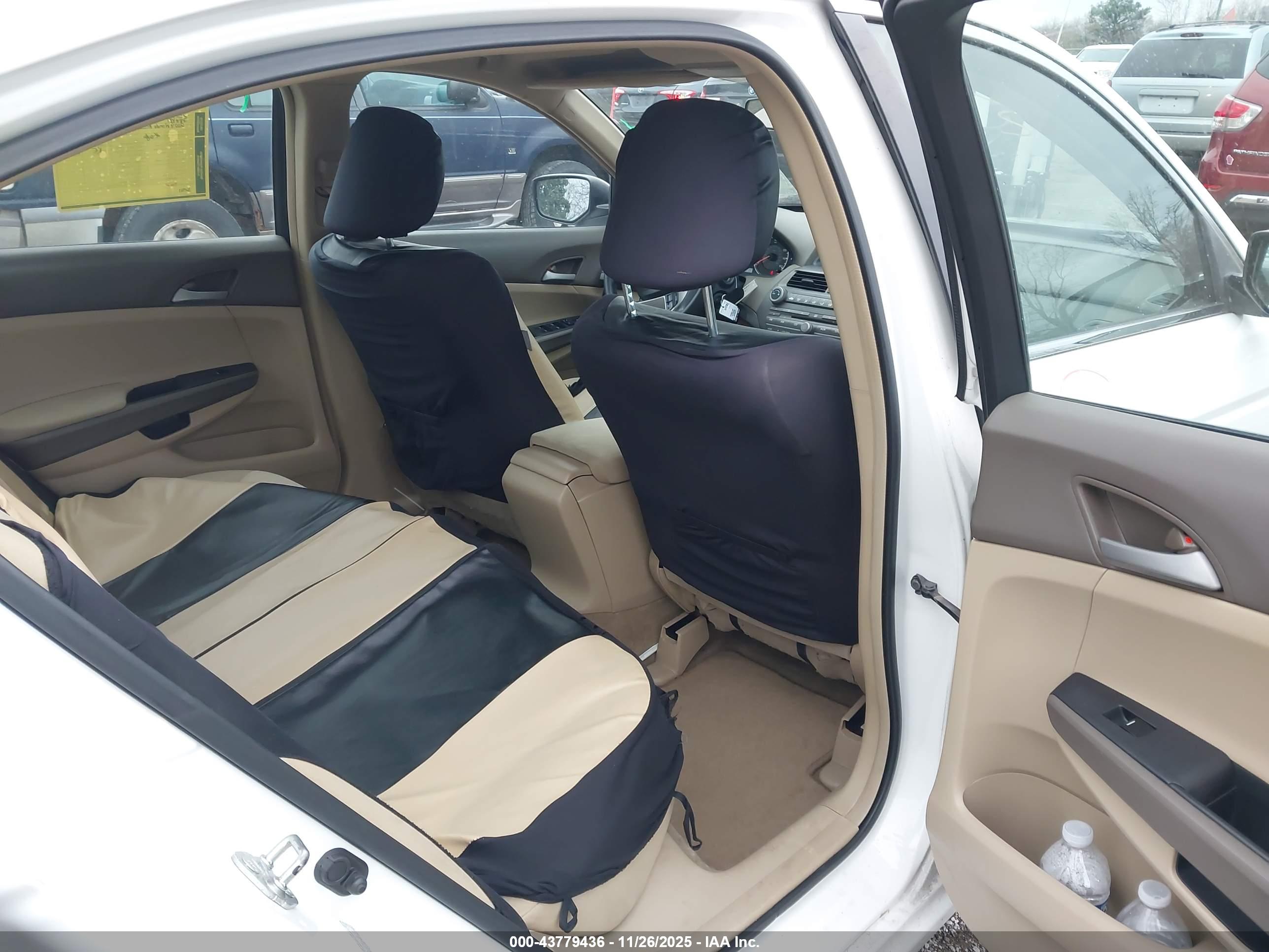 HONDA ACCORD image 8
