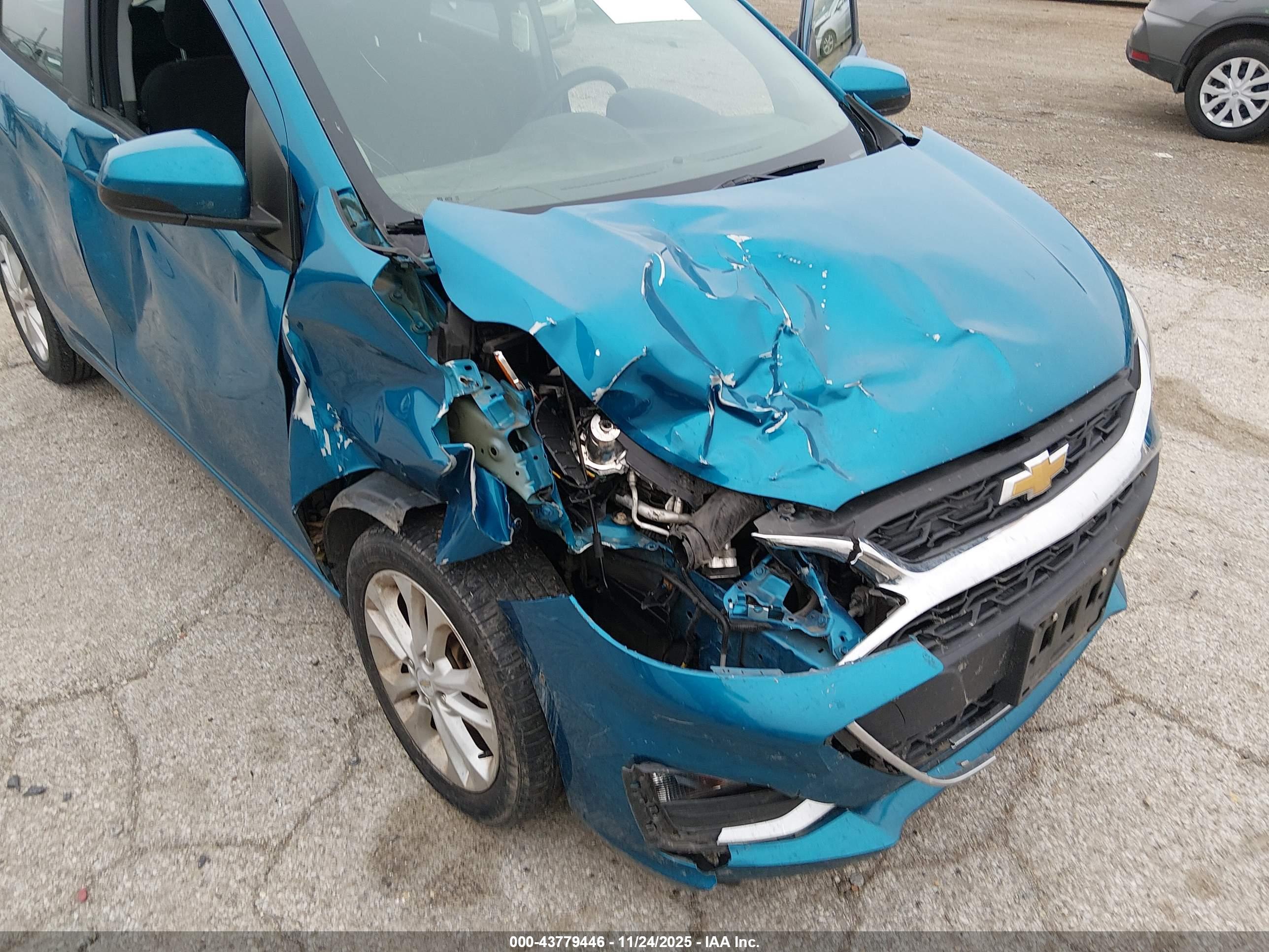 CHEVROLET SPARK image 6