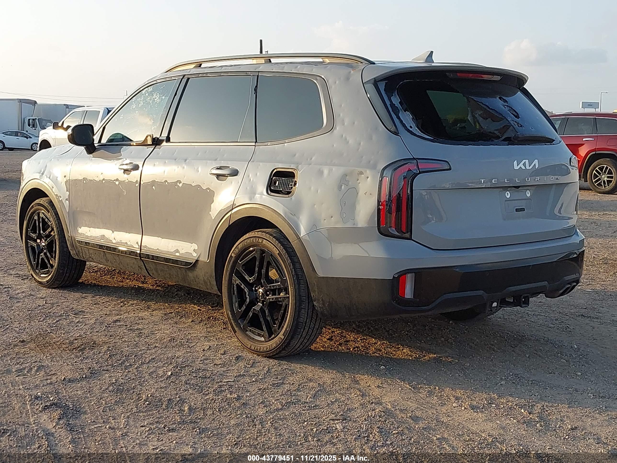 KIA TELLURIDE image 3
