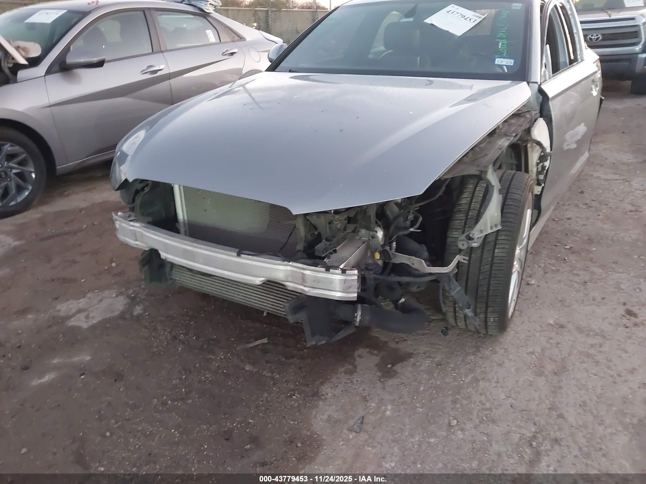AUDI A6 image 6