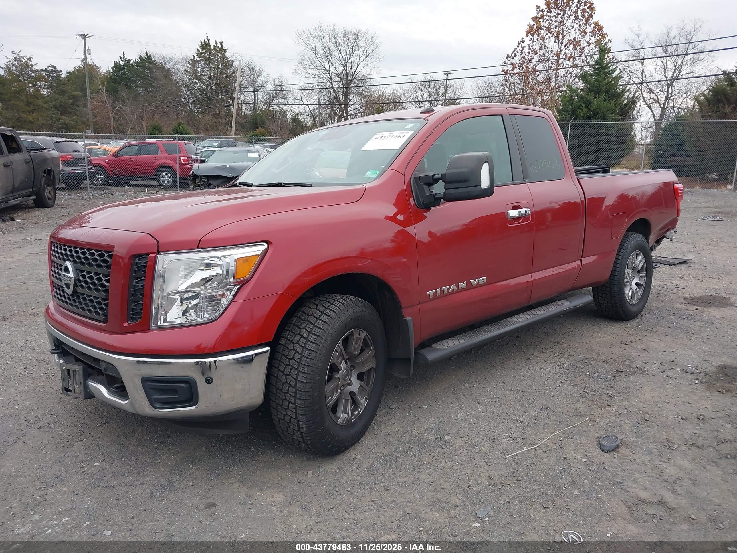 NISSAN TITAN image 2