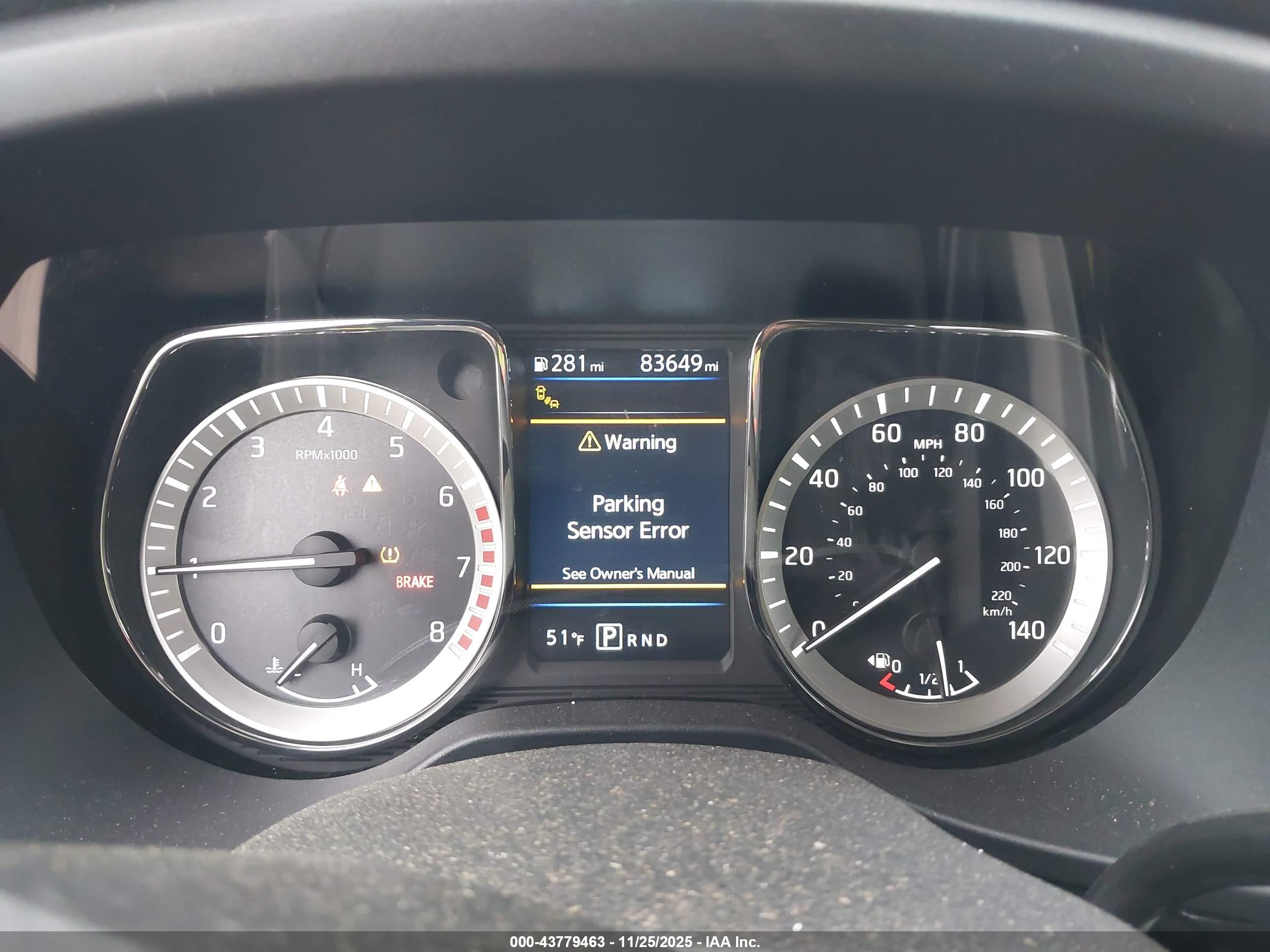 NISSAN TITAN image 7