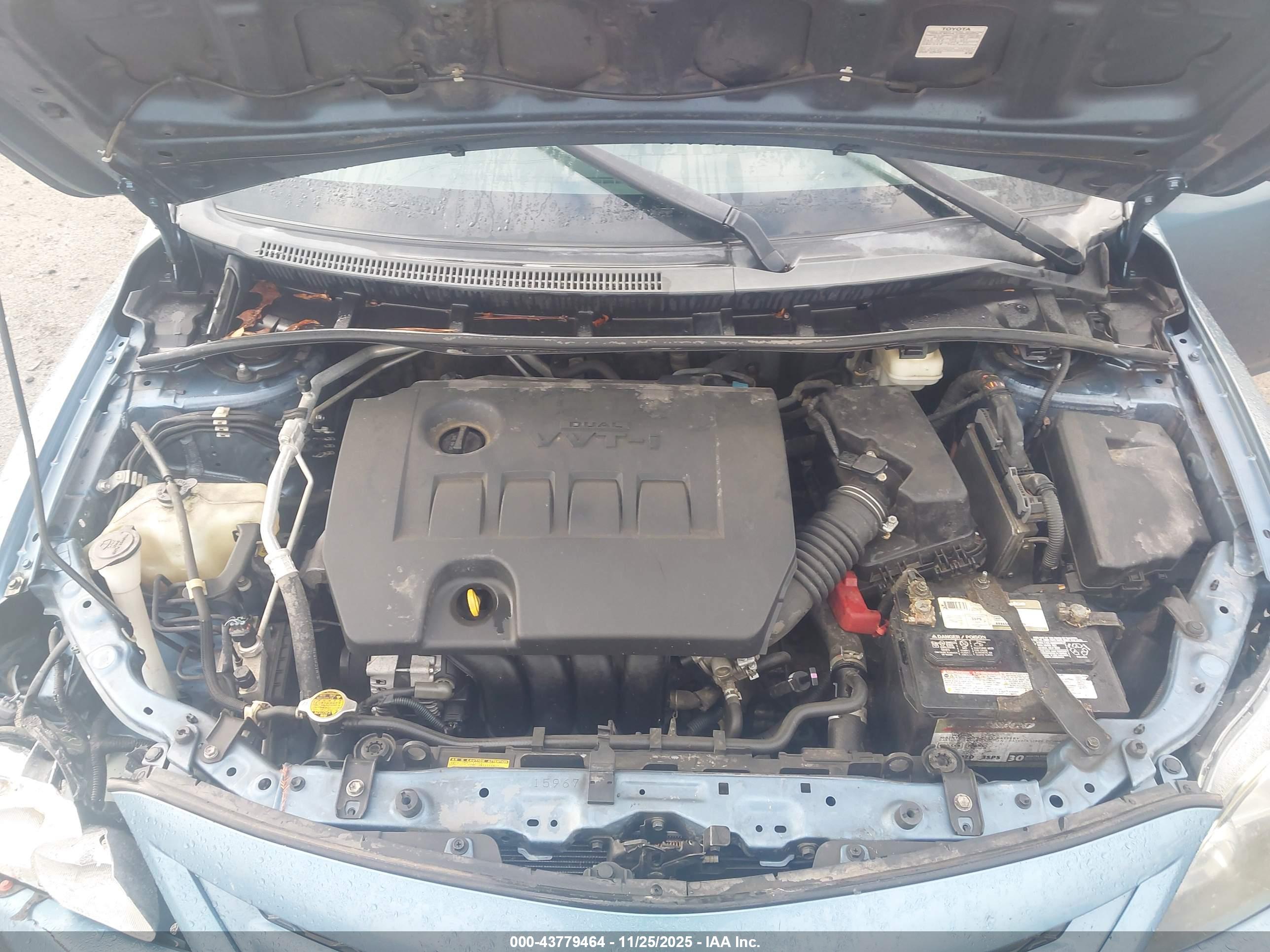 TOYOTA COROLLA image 10