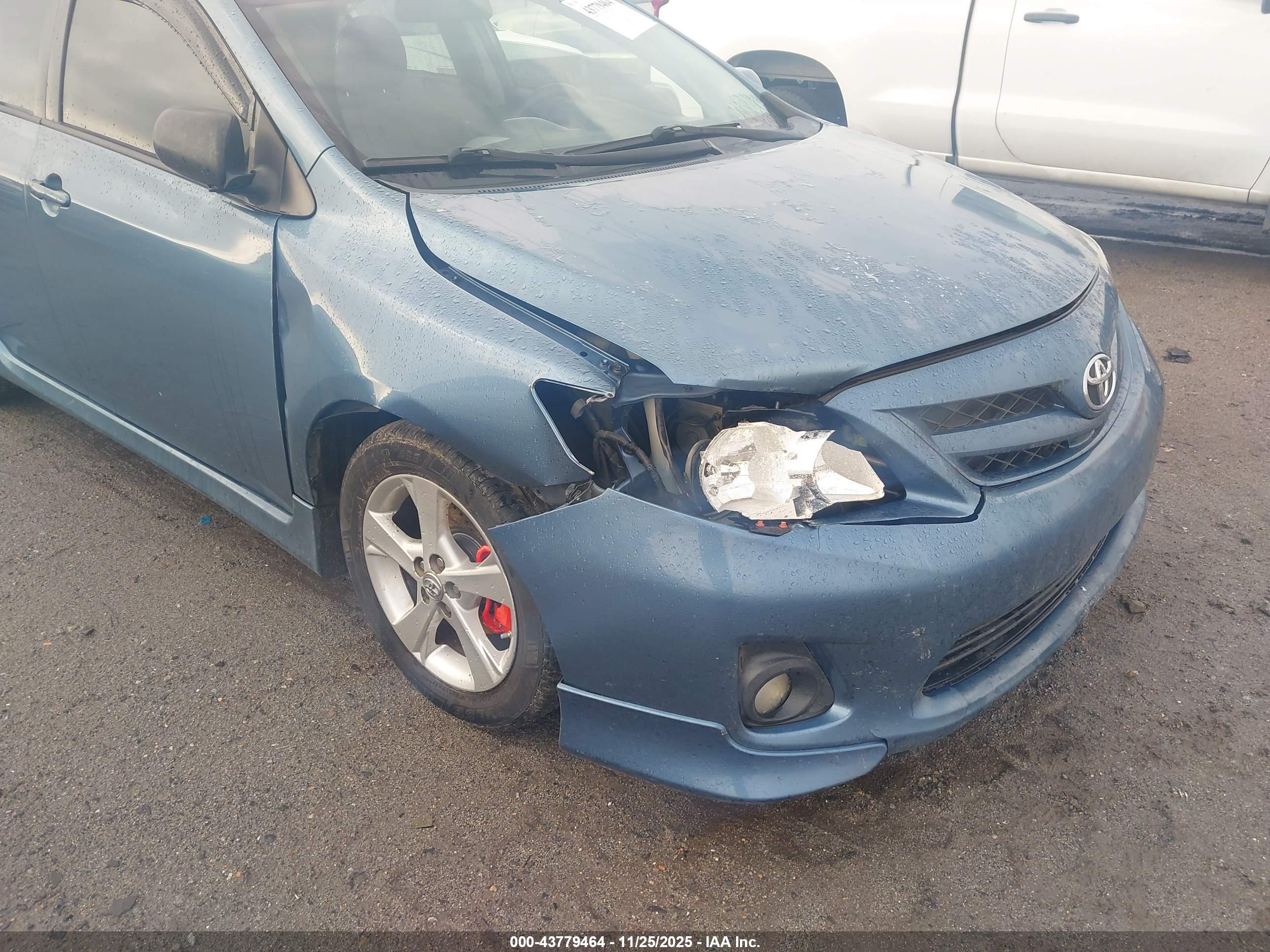 TOYOTA COROLLA image 6
