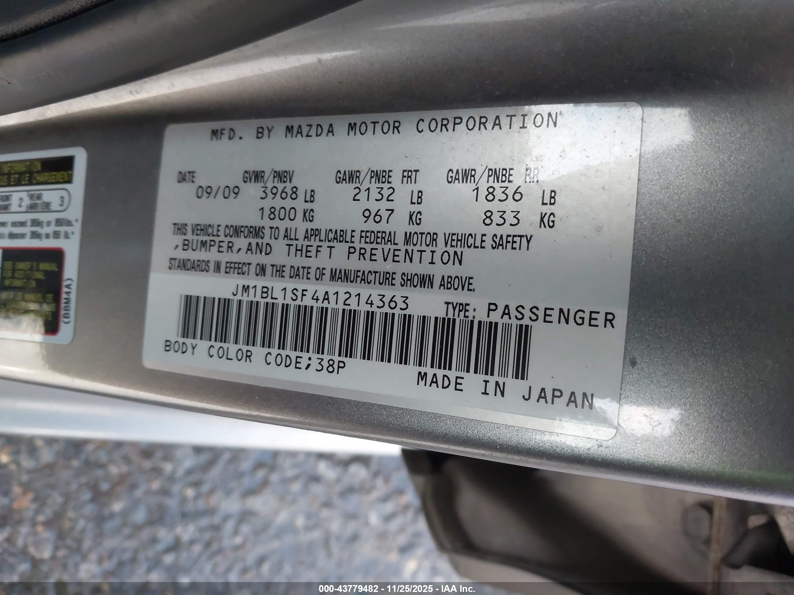 MAZDA MAZDA3 image 9