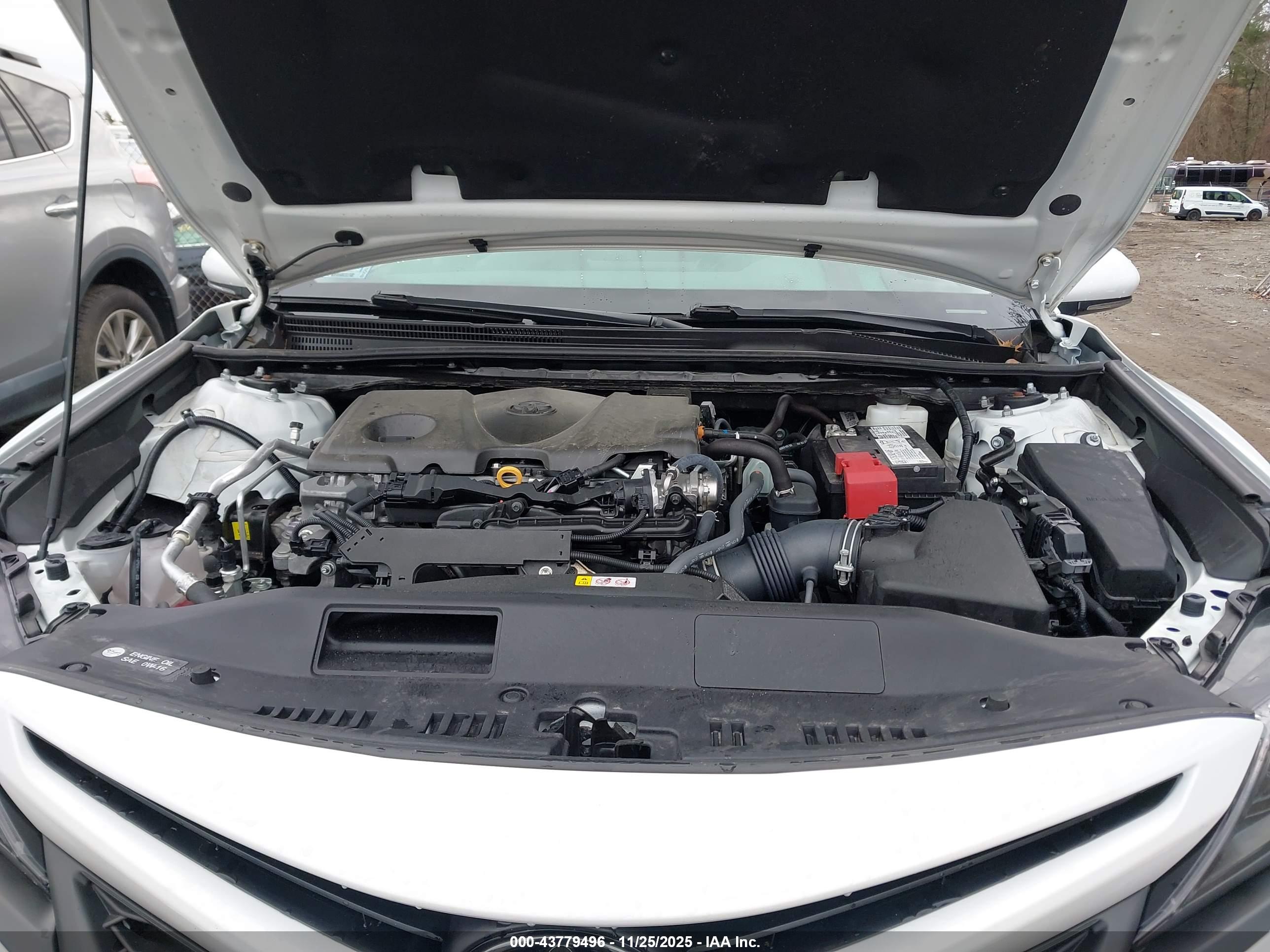 TOYOTA CAMRY image 10