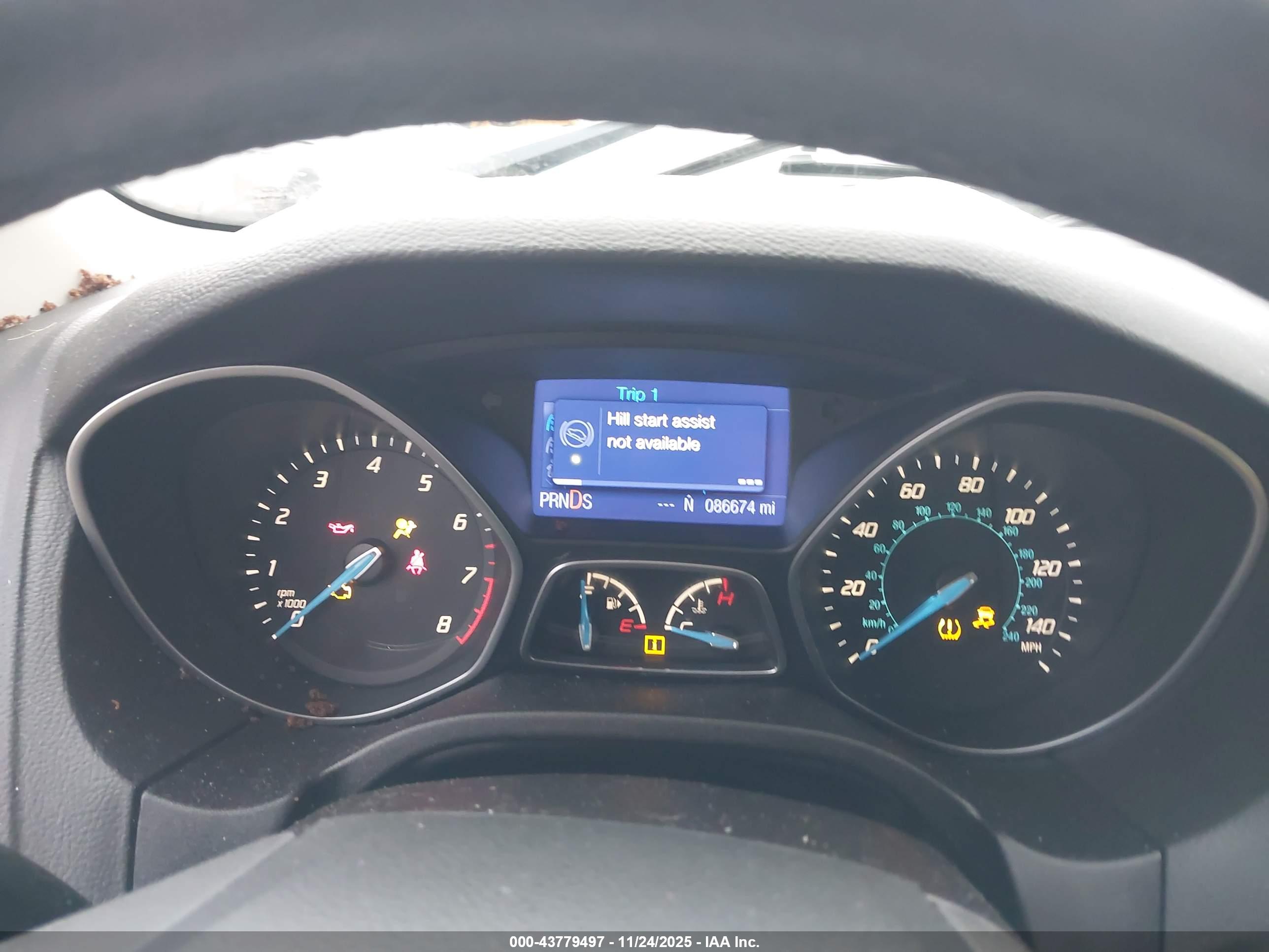 FORD FOCUS image 7