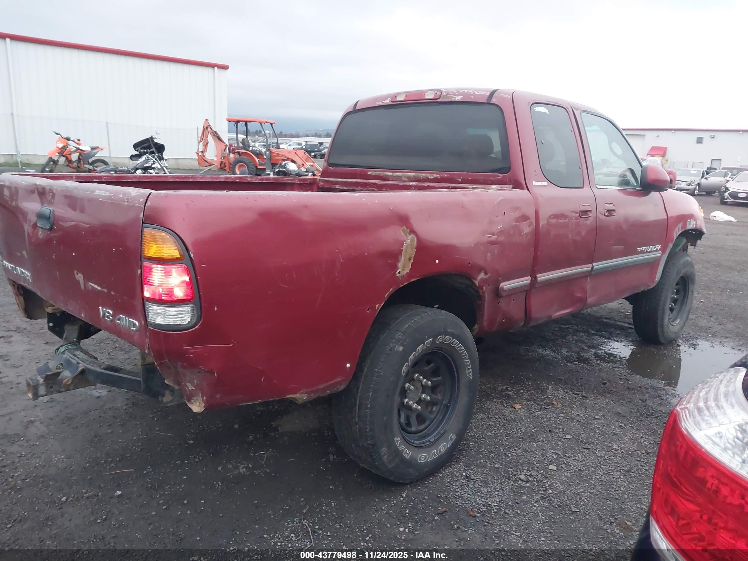 TOYOTA TUNDRA image 4