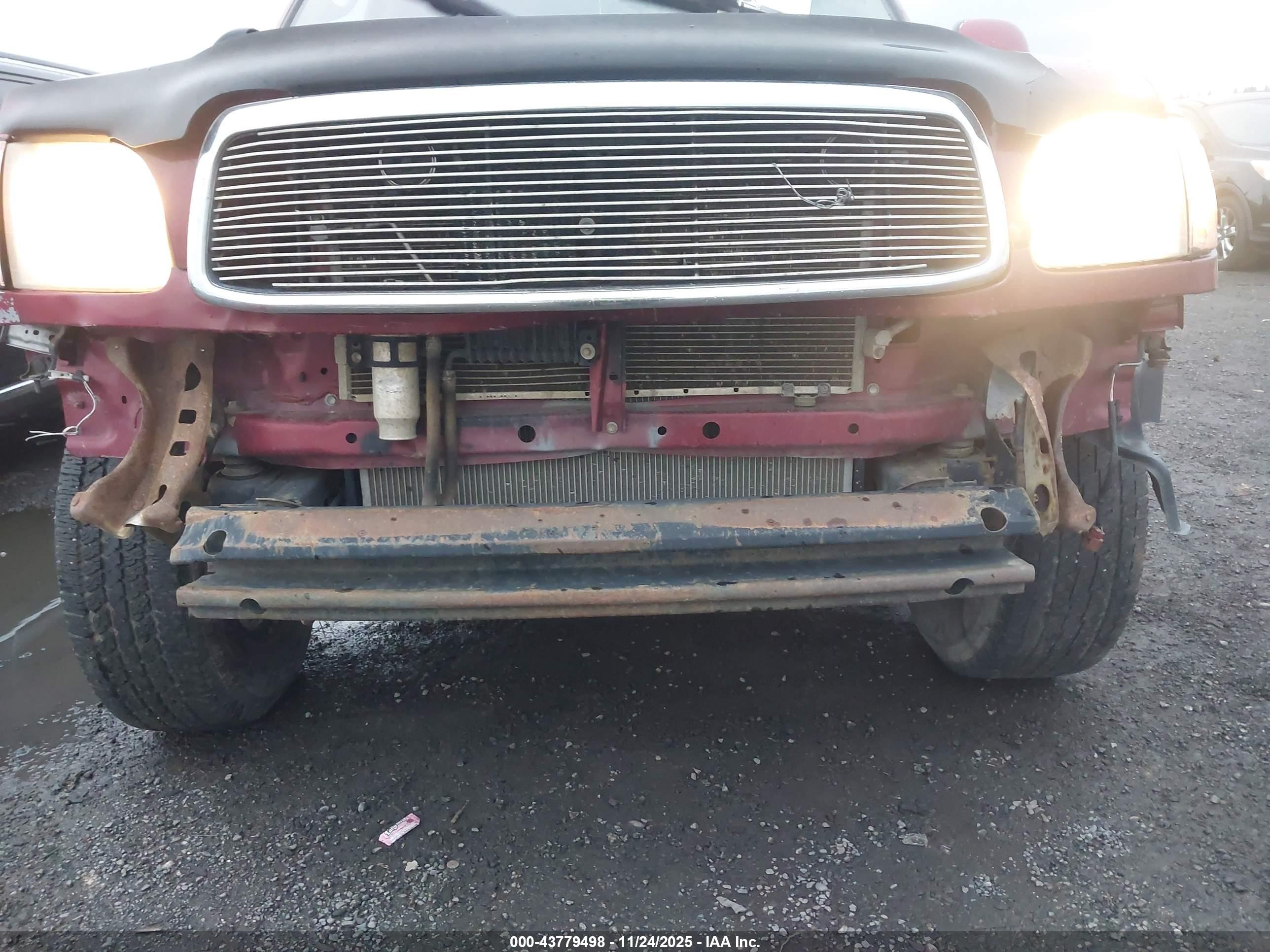 TOYOTA TUNDRA image 6