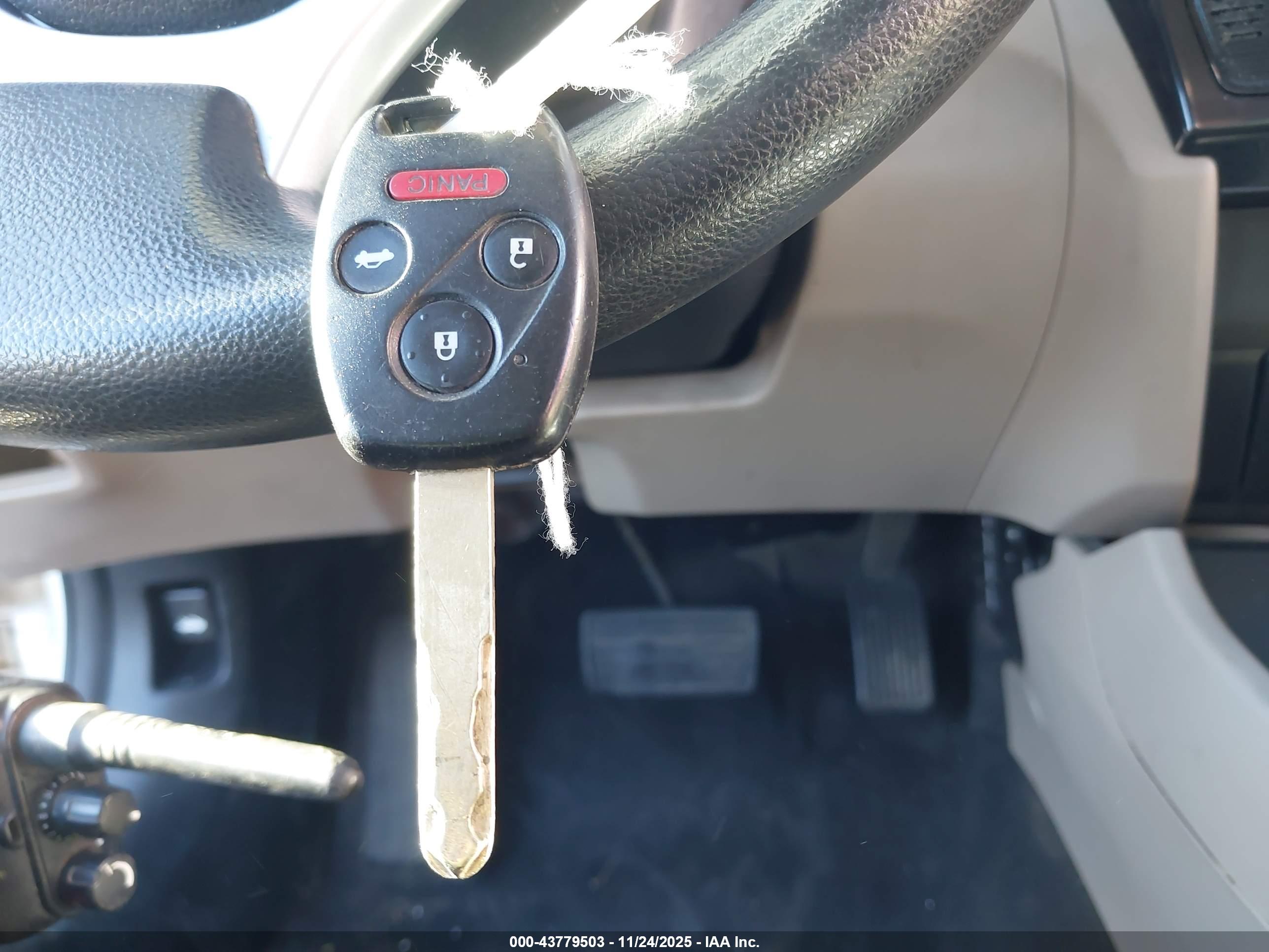 HONDA CIVIC image 11
