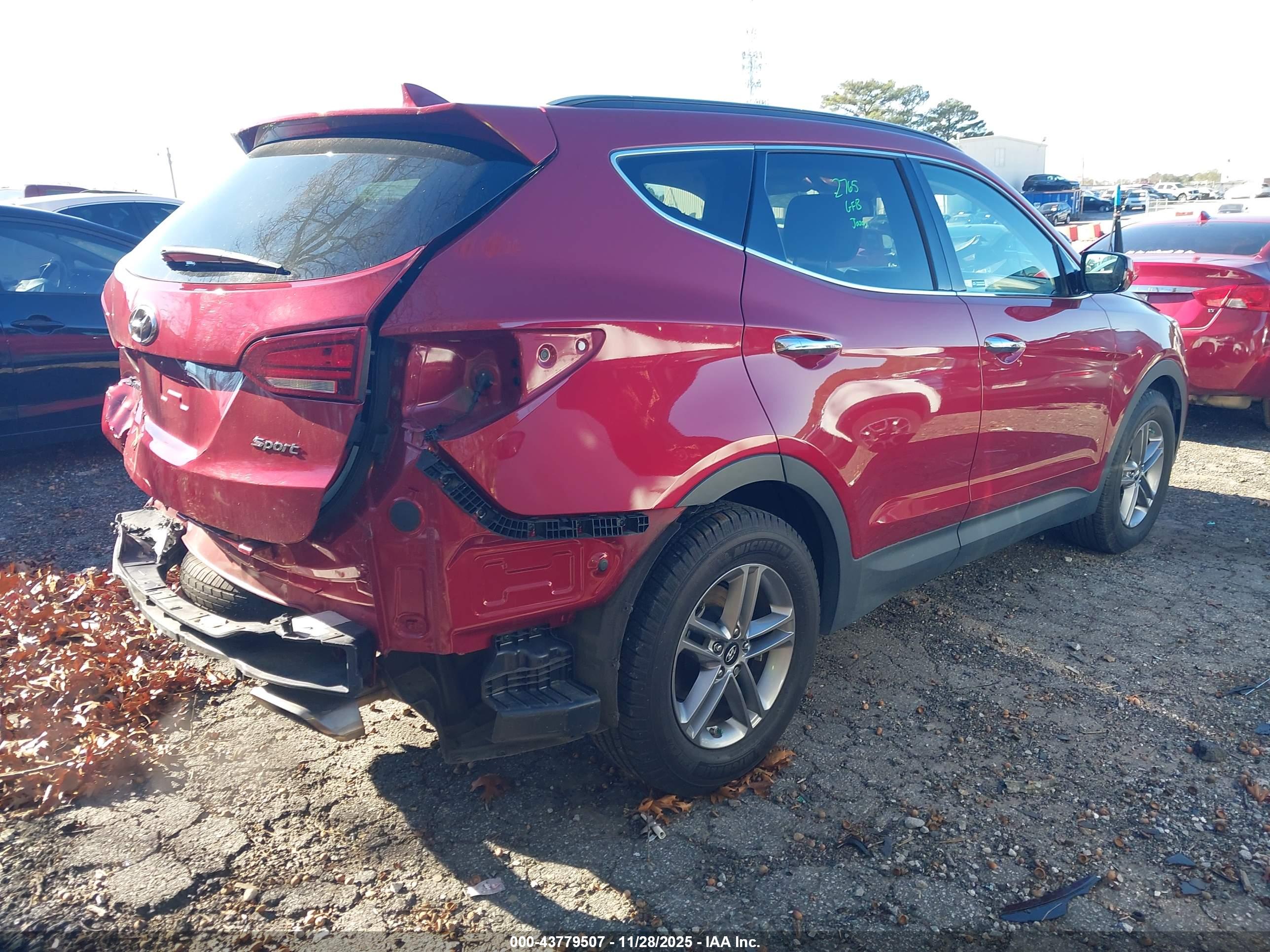 HYUNDAI SANTA image 4
