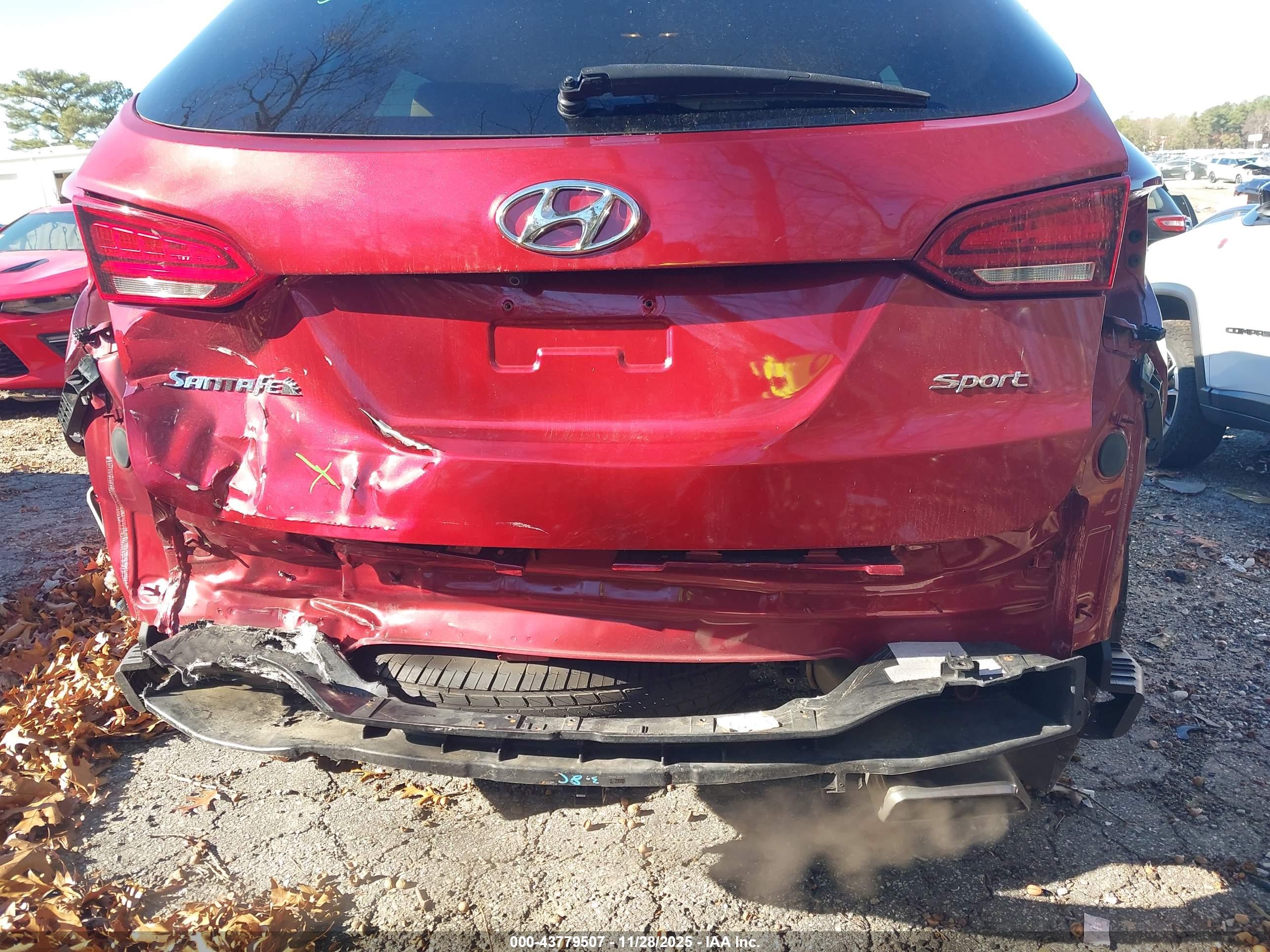 HYUNDAI SANTA image 6