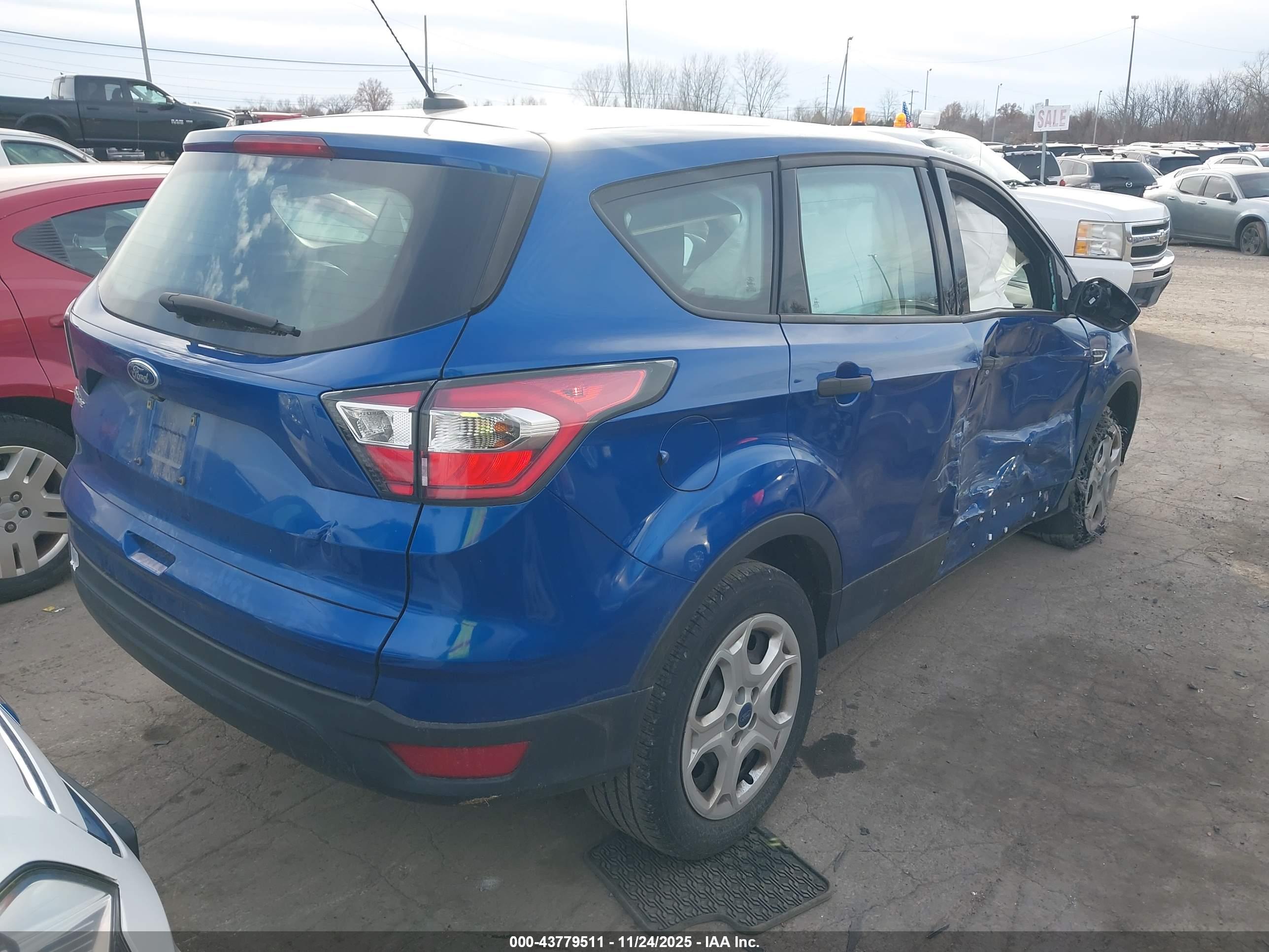 FORD ESCAPE image 4