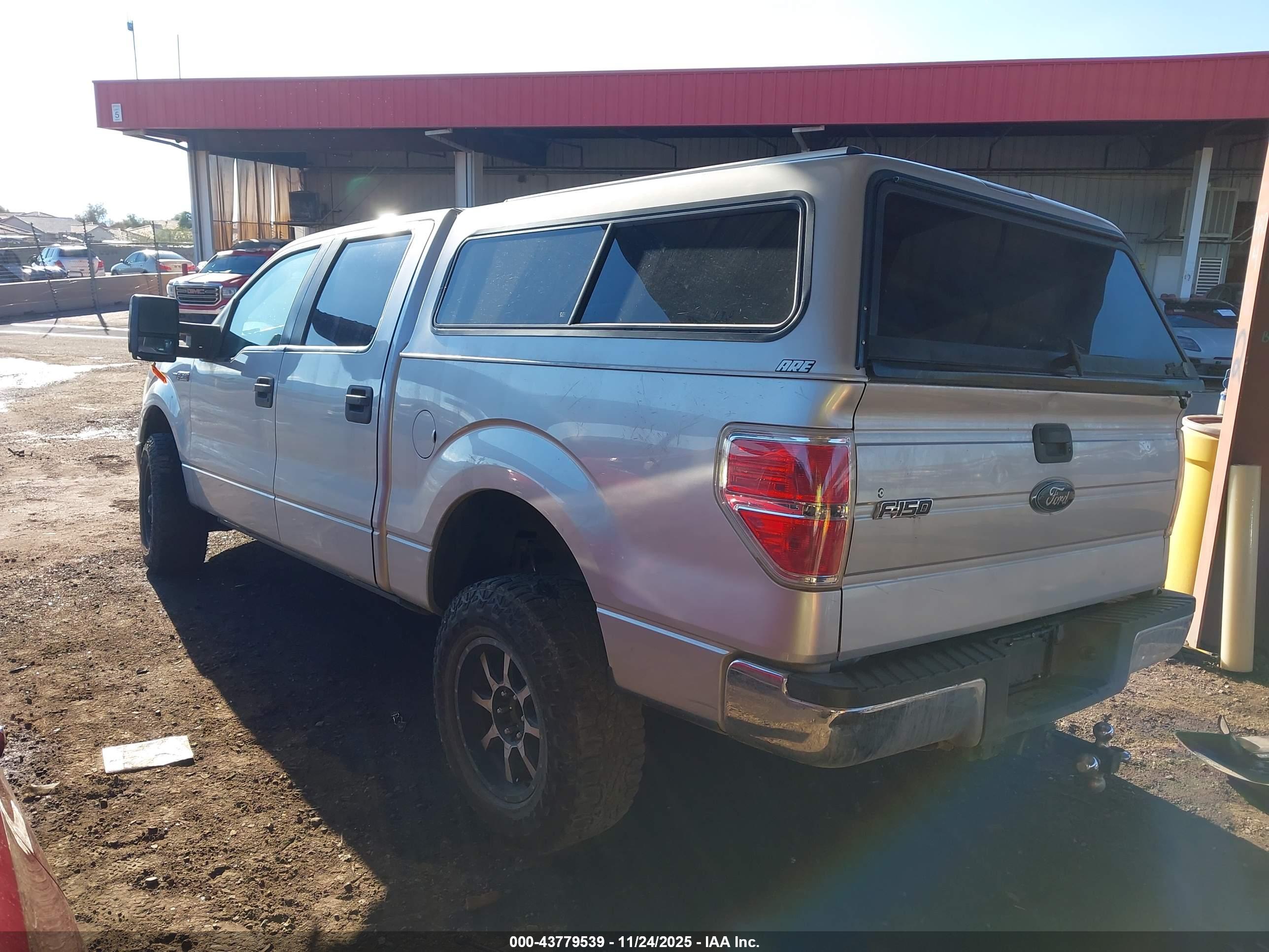 FORD F-150 image 3