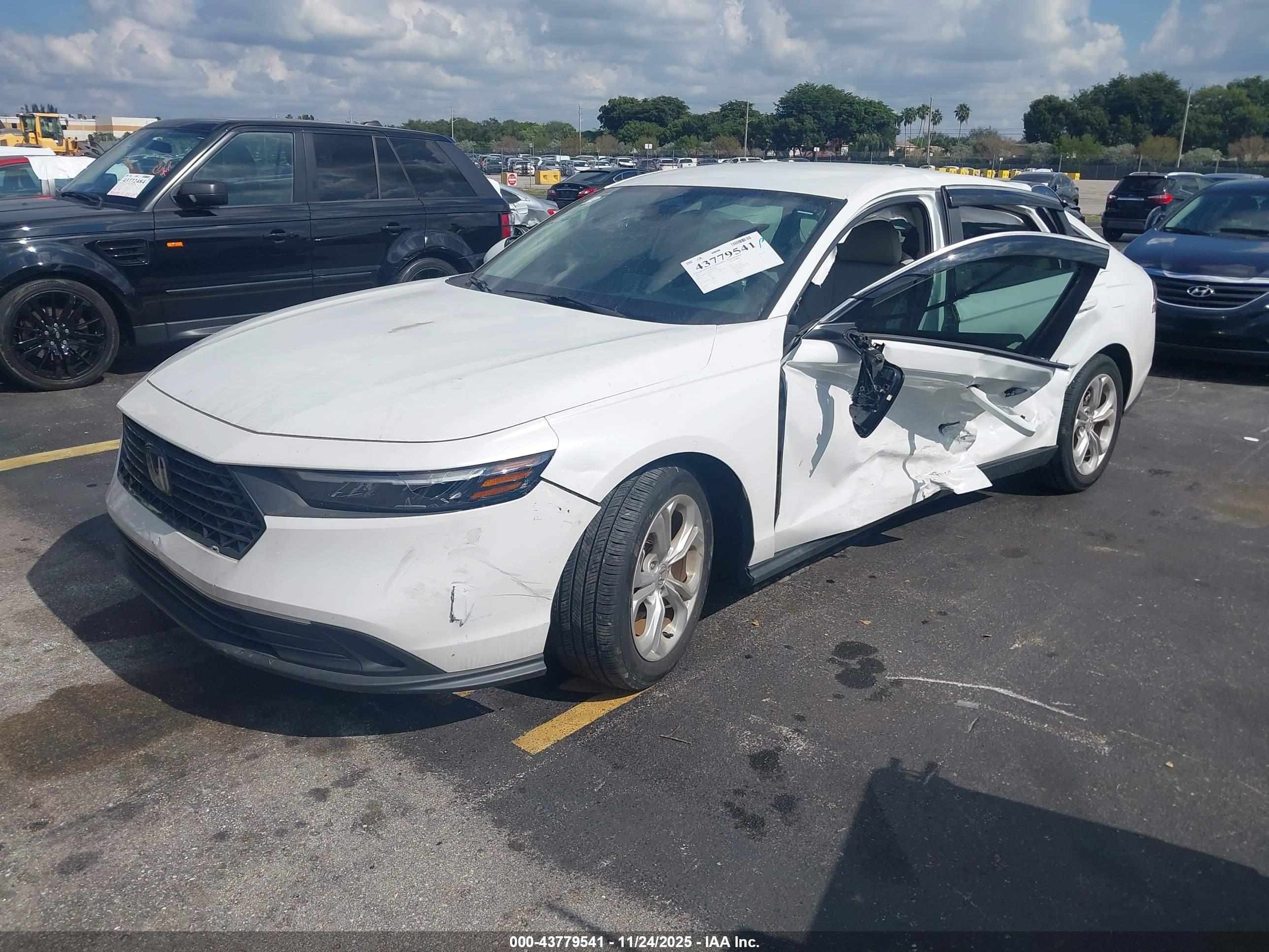 HONDA ACCORD image 2