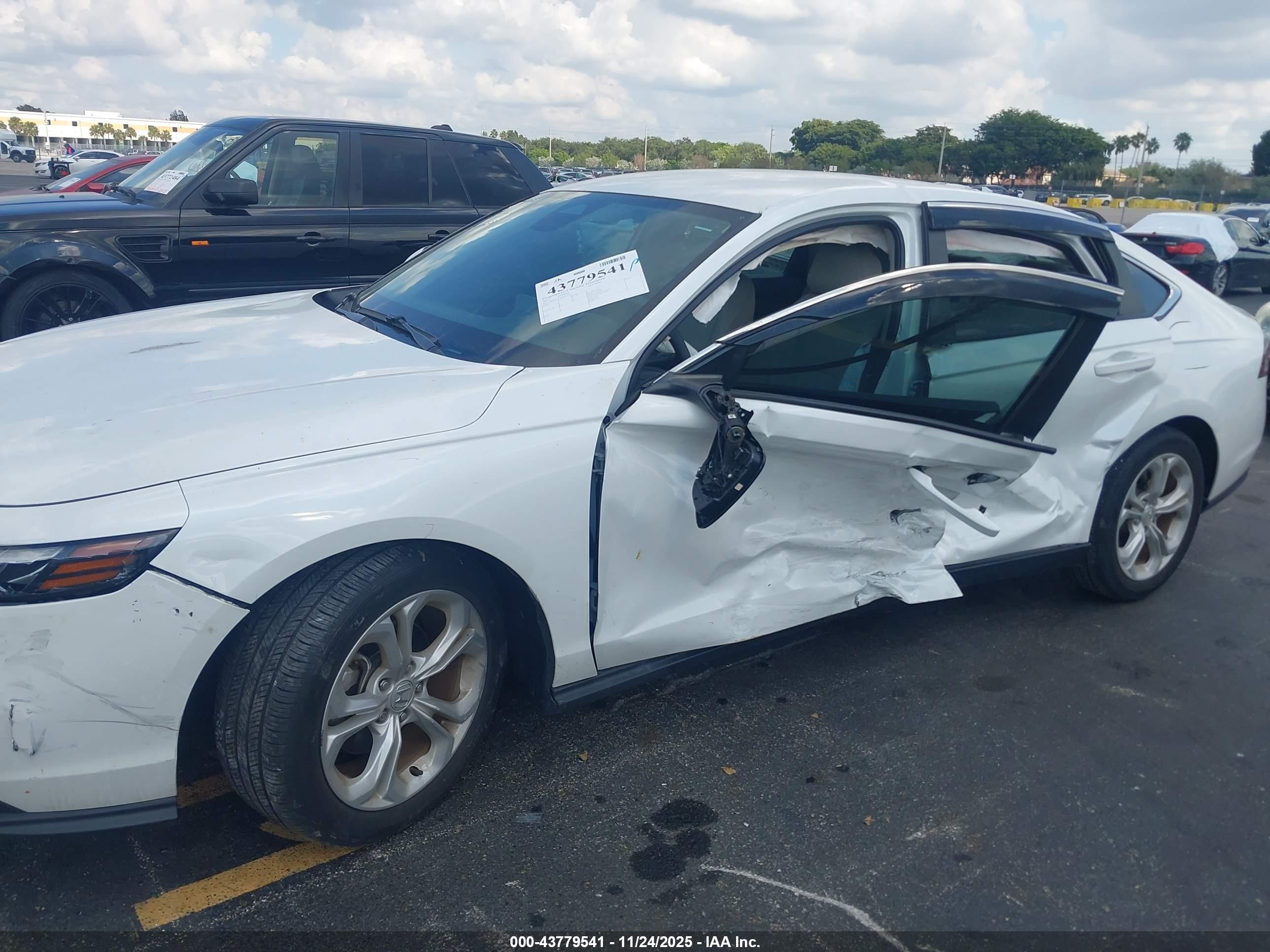 HONDA ACCORD image 6