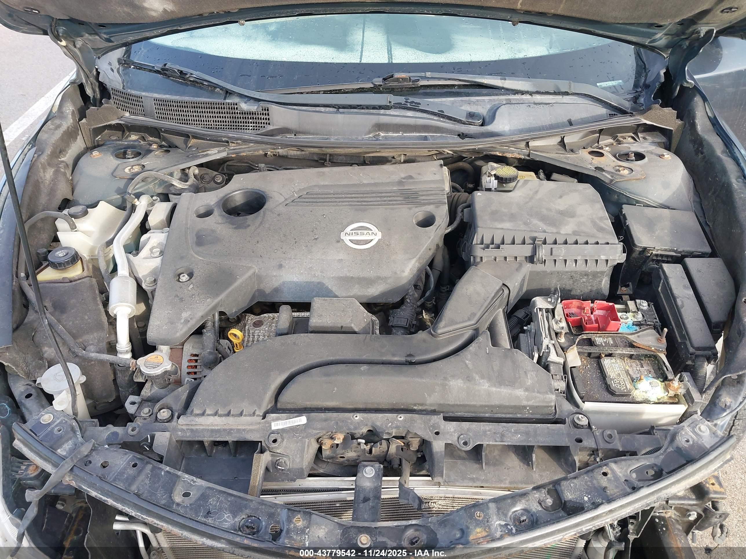 NISSAN ALTIMA image 10