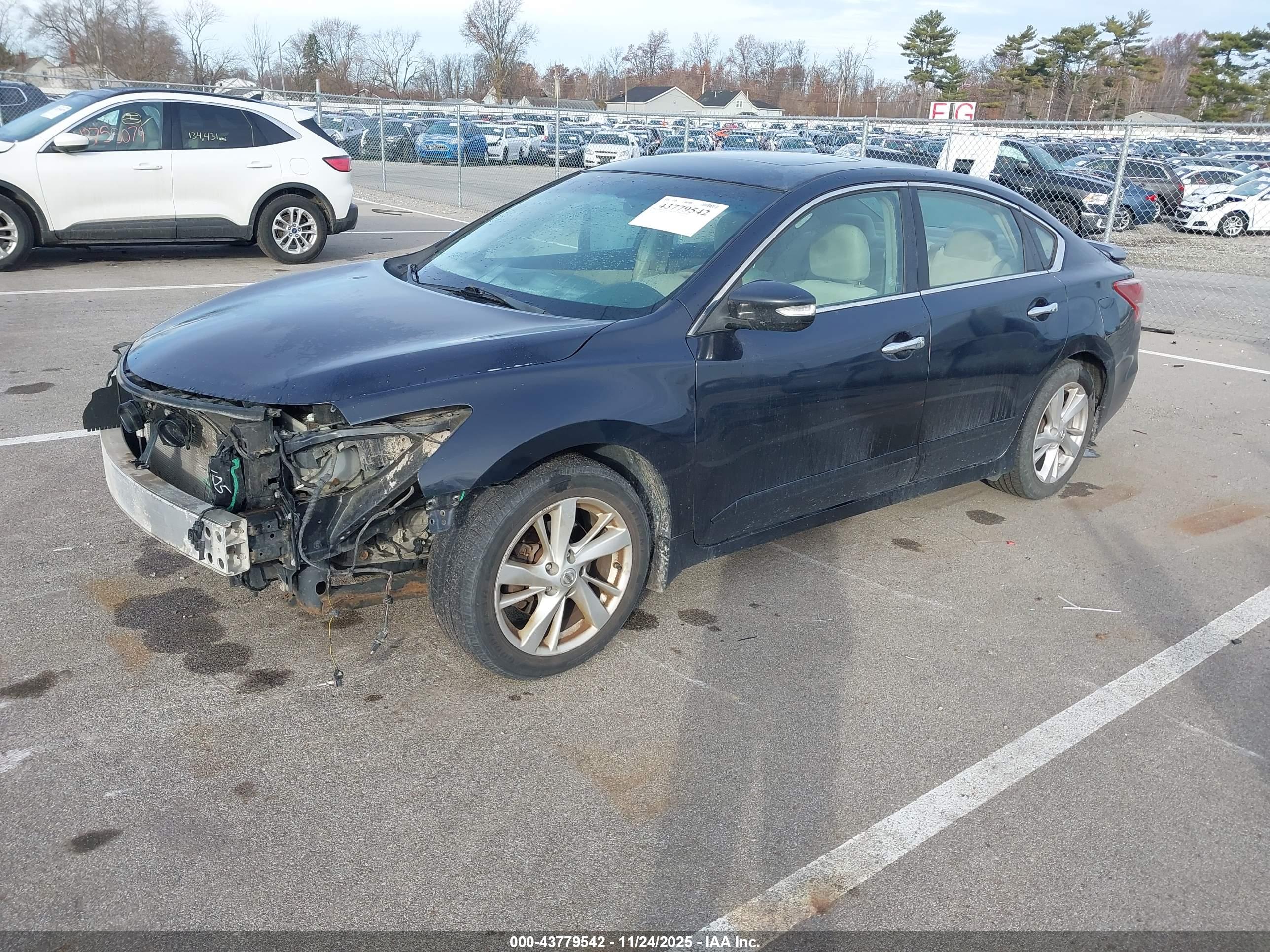 NISSAN ALTIMA image 2
