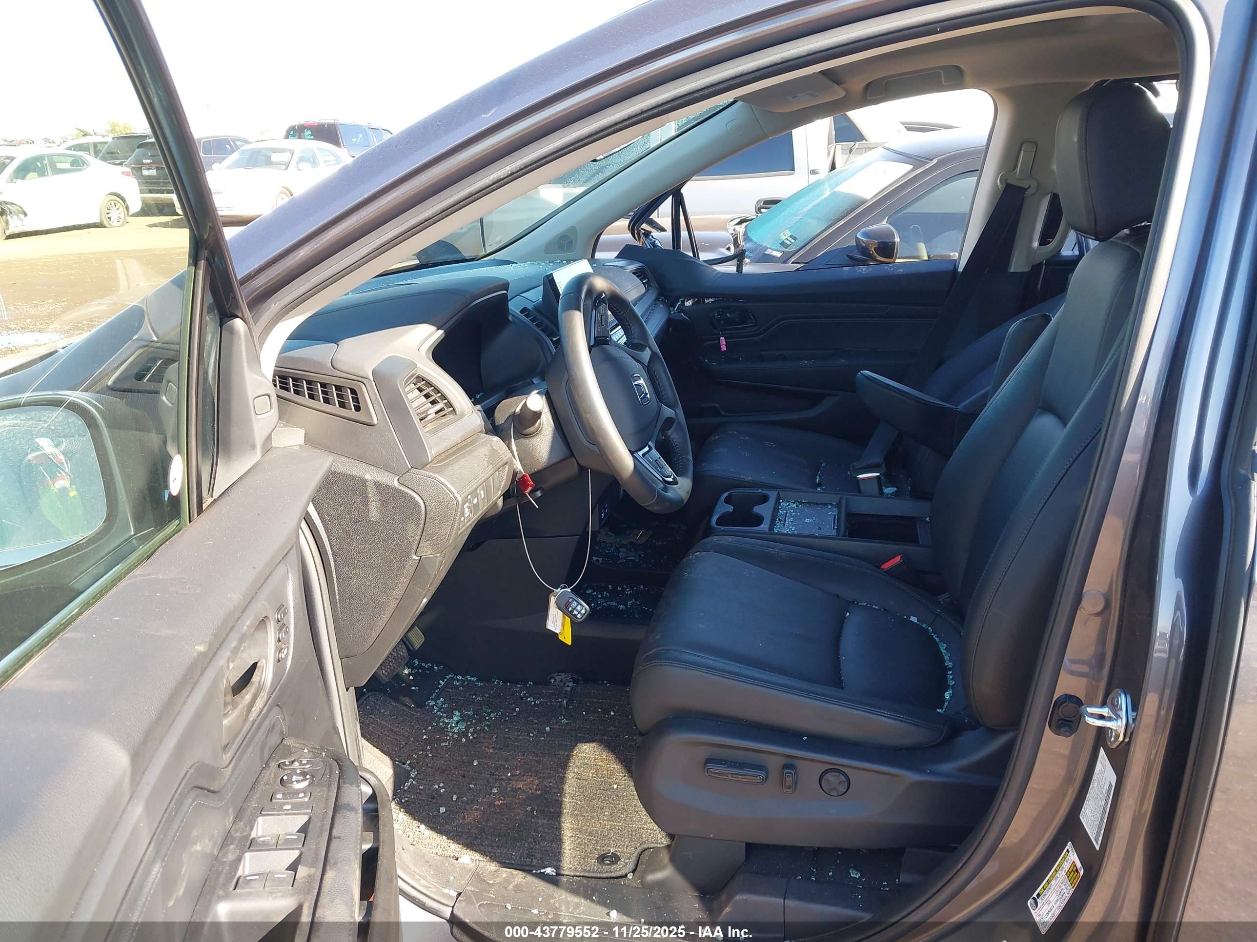 HONDA ODYSSEY image 5