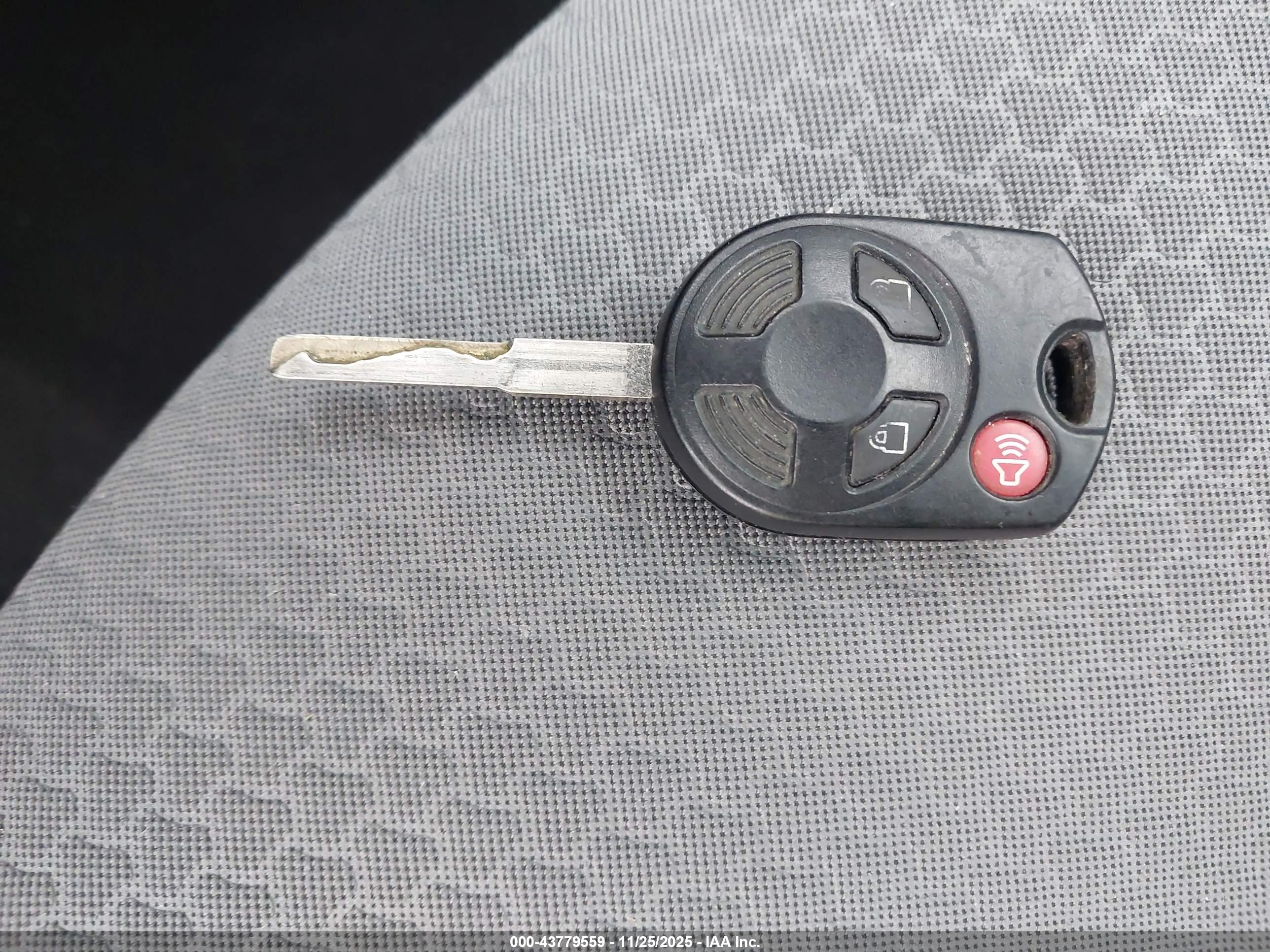 FORD ESCAPE image 11