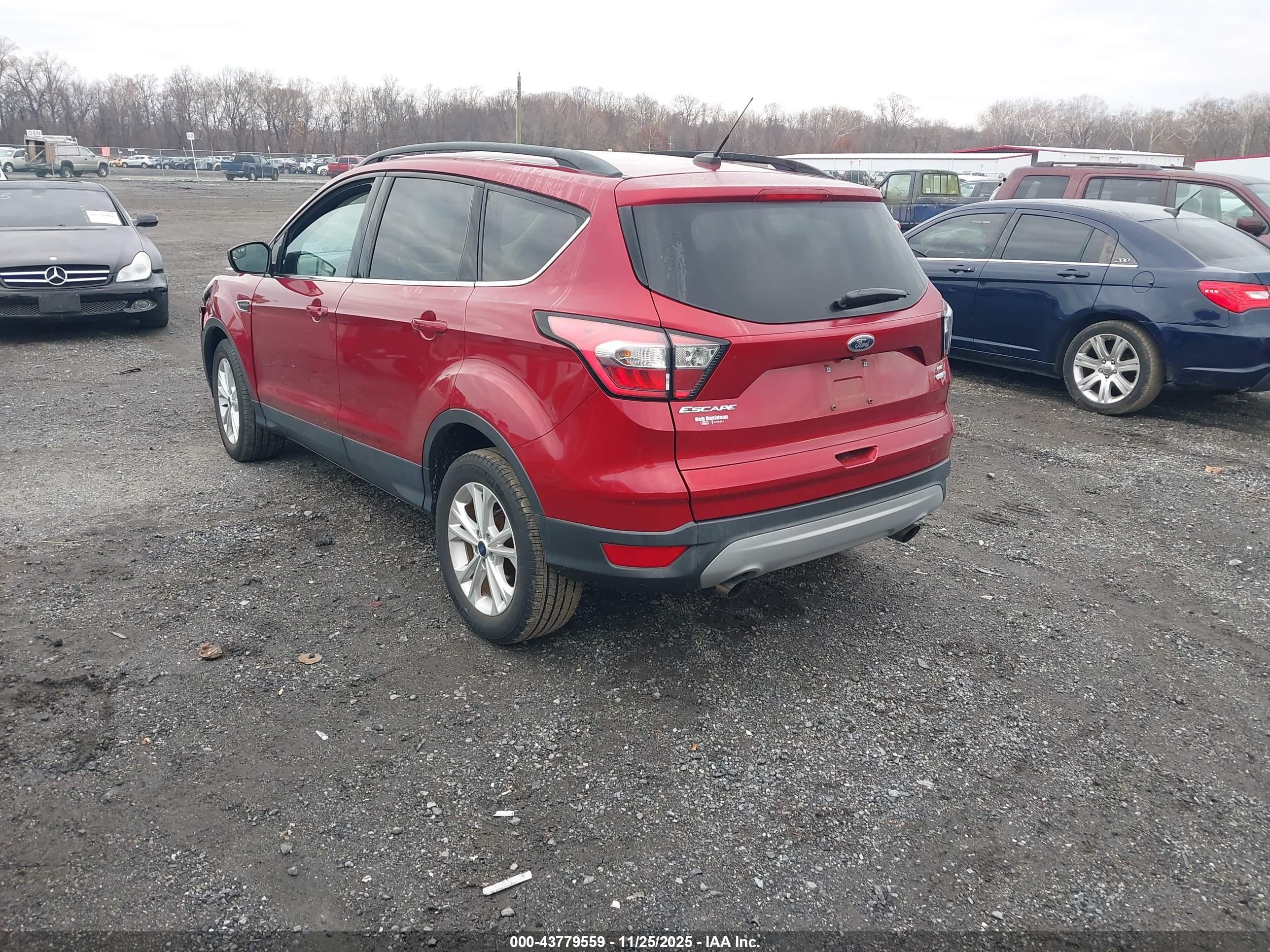 FORD ESCAPE image 3