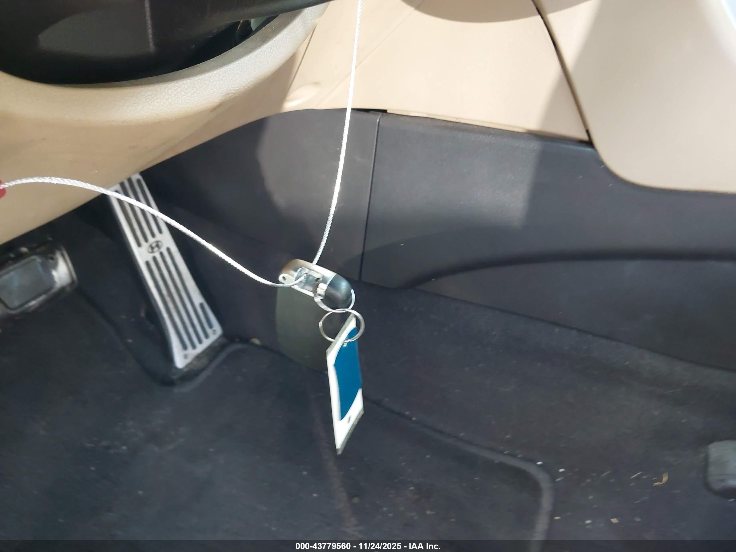 HYUNDAI SONATA image 11