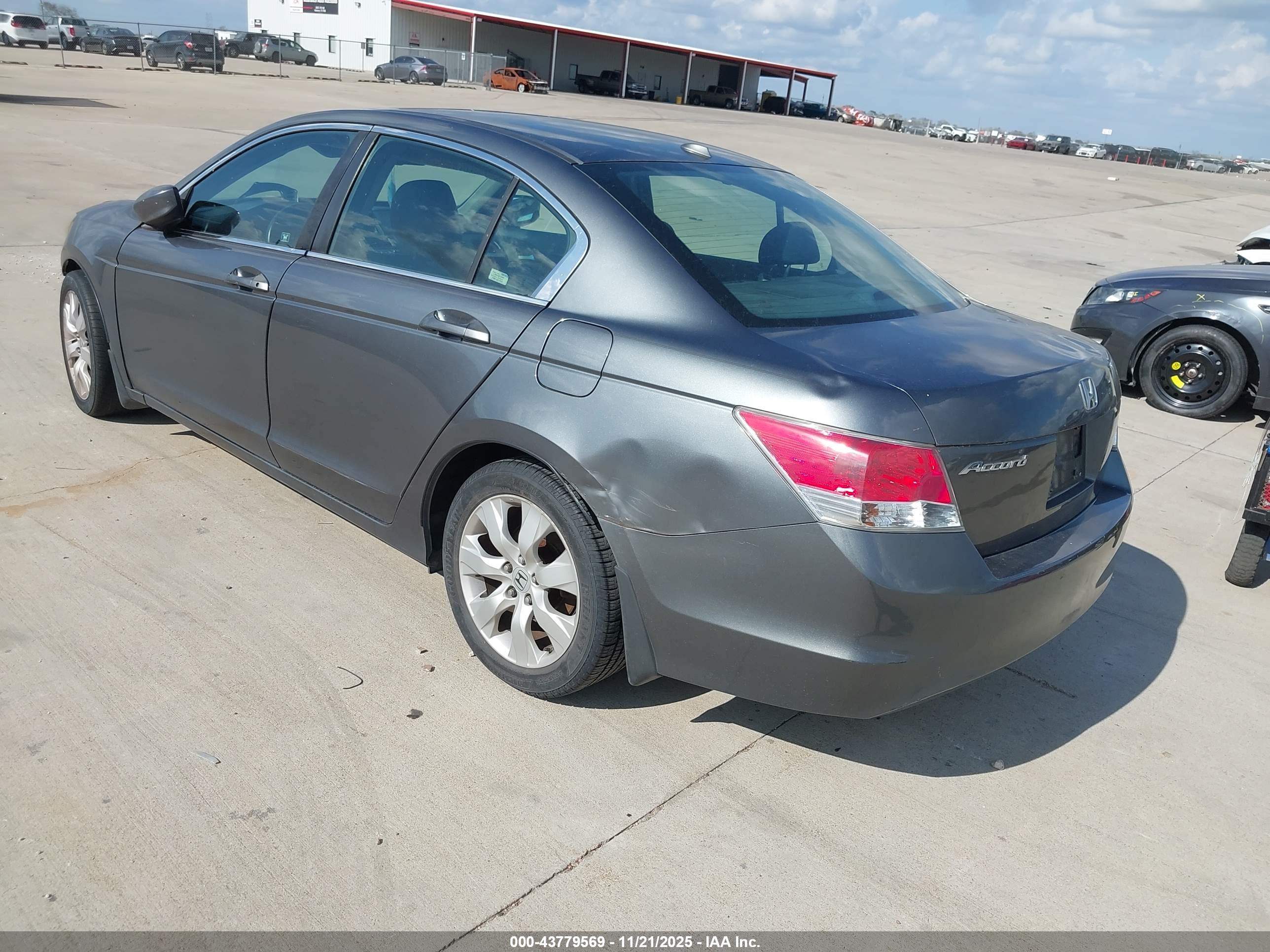 HONDA ACCORD image 3