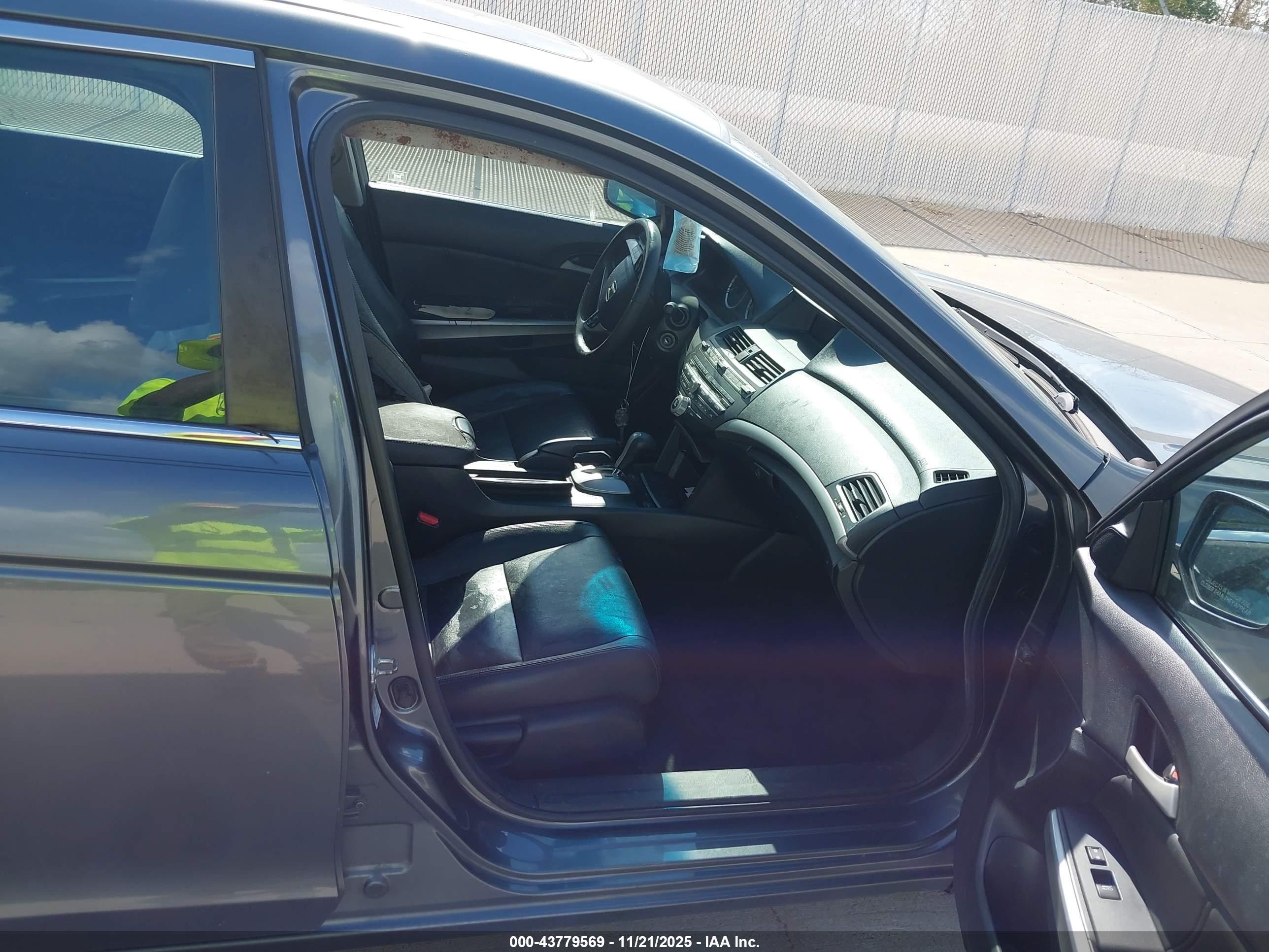HONDA ACCORD image 5