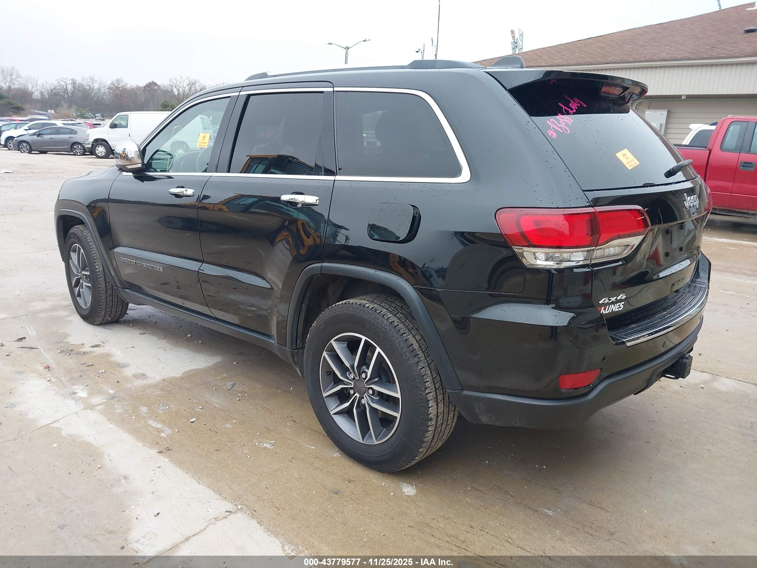 JEEP GRAND image 3