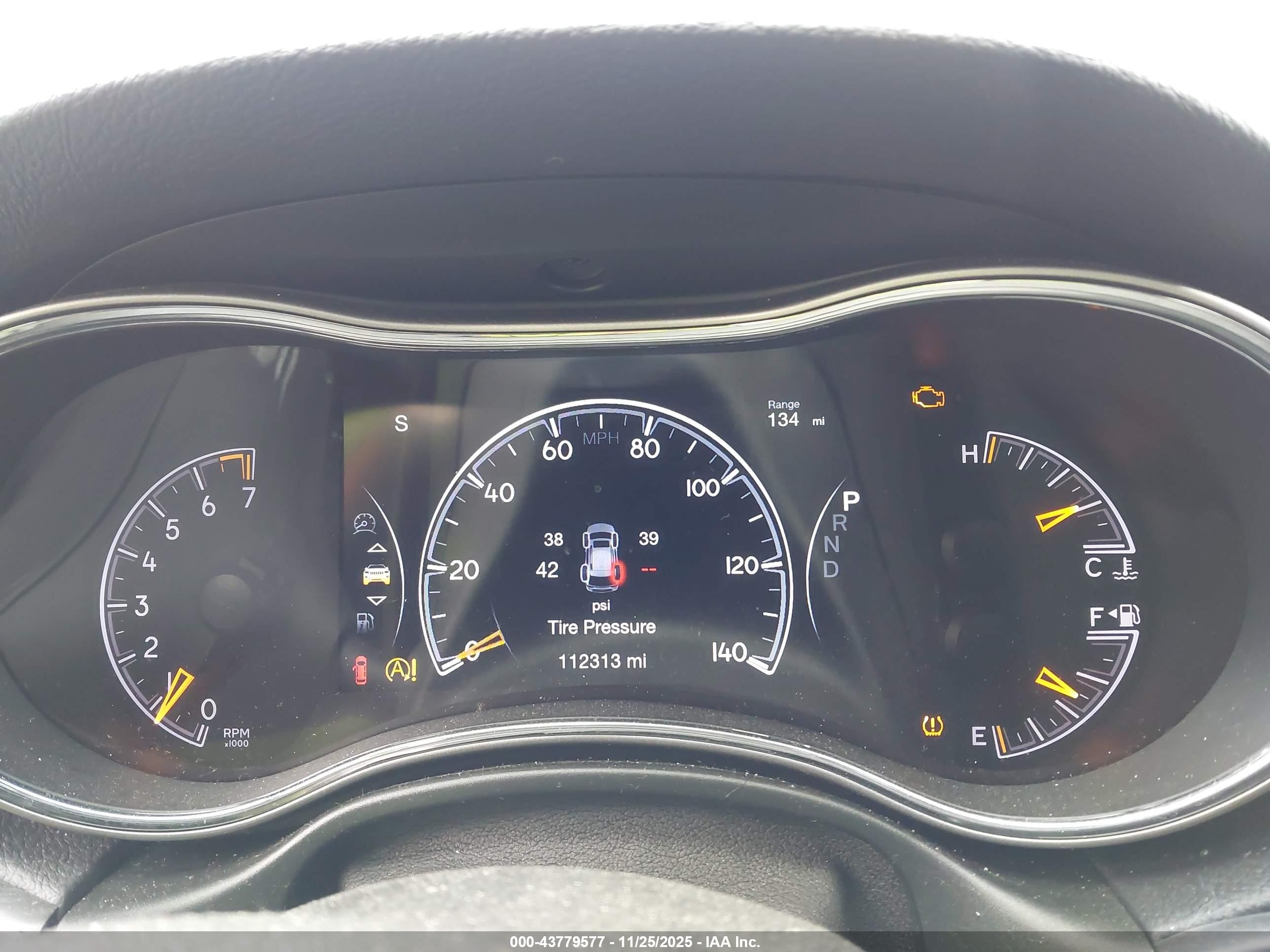 JEEP GRAND image 7