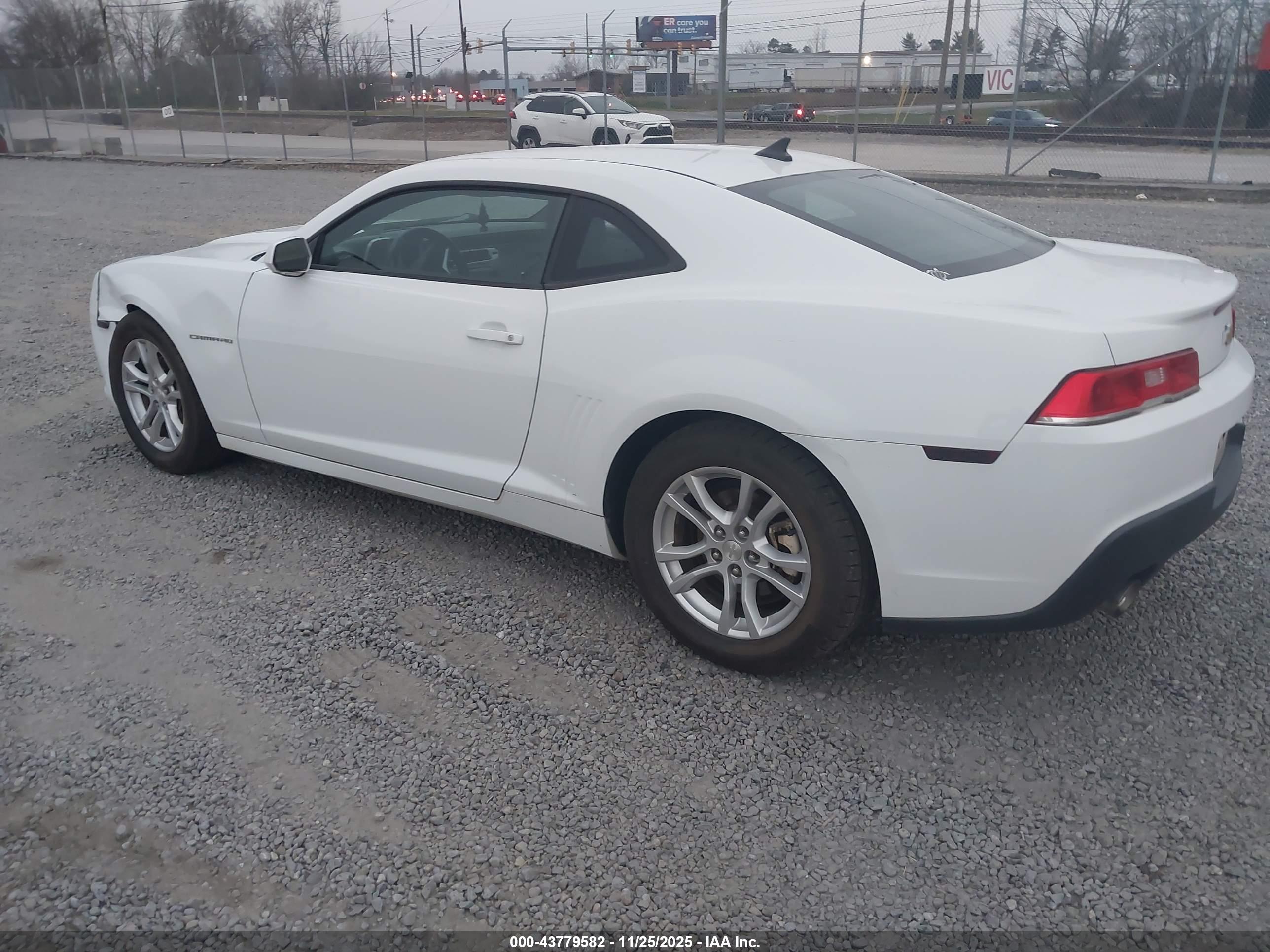 CHEVROLET CAMARO image 3