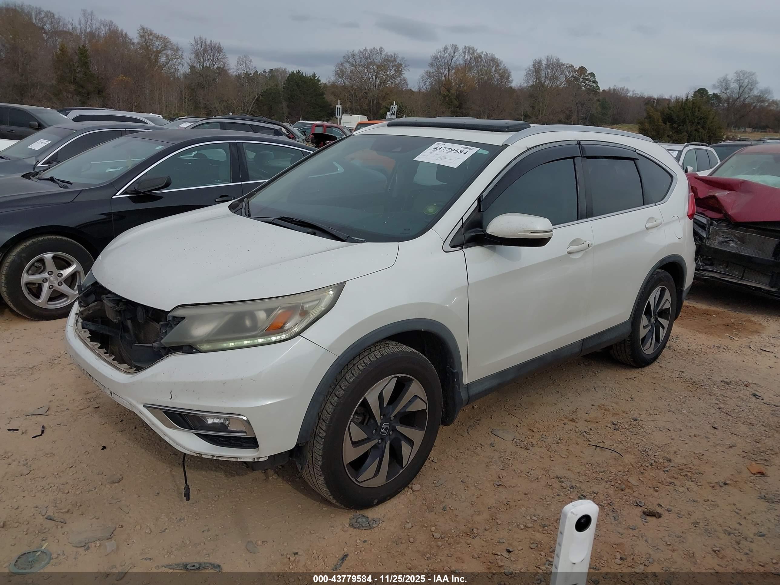 HONDA CR-V image 2