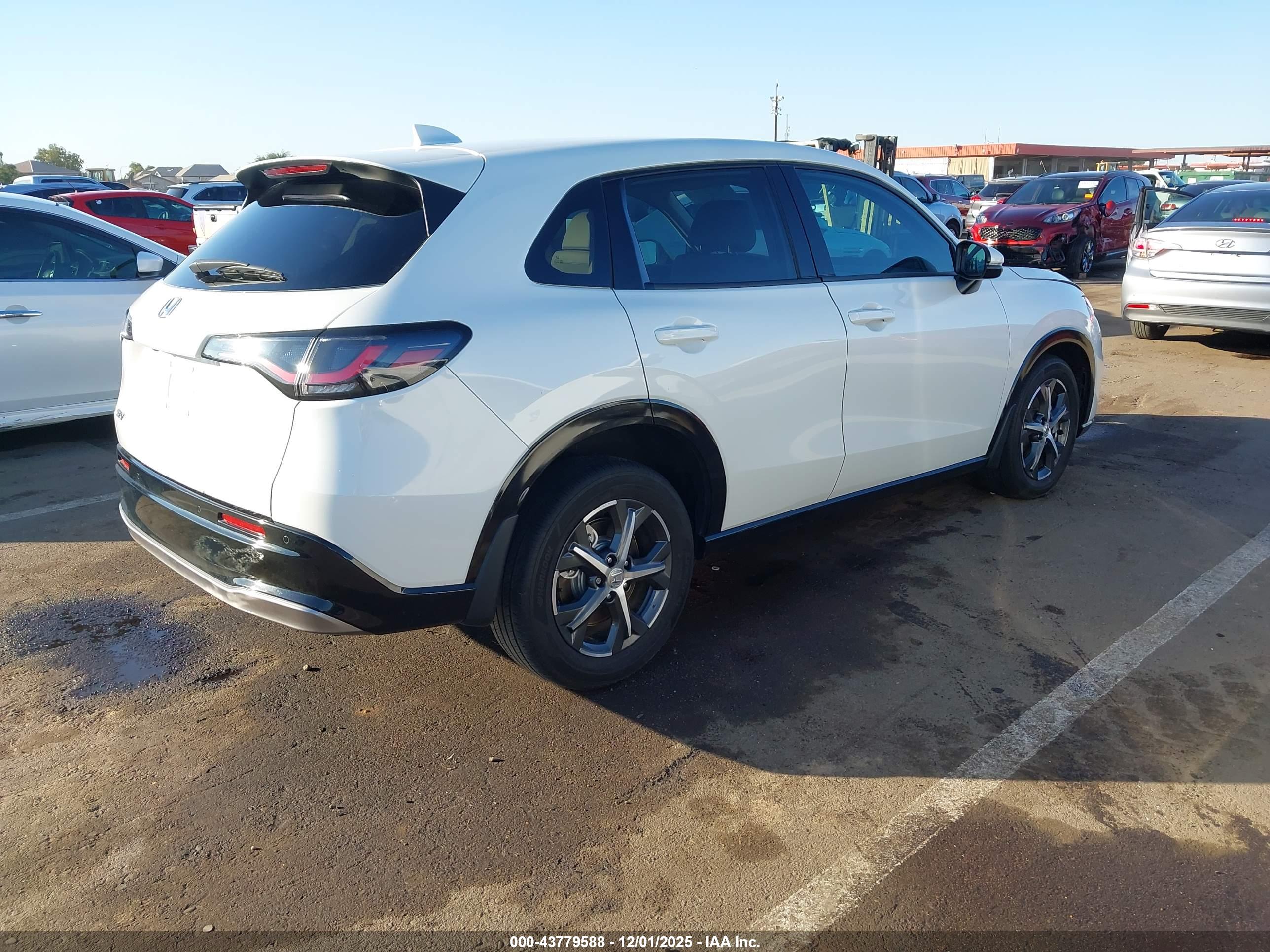 HONDA HR-V image 4