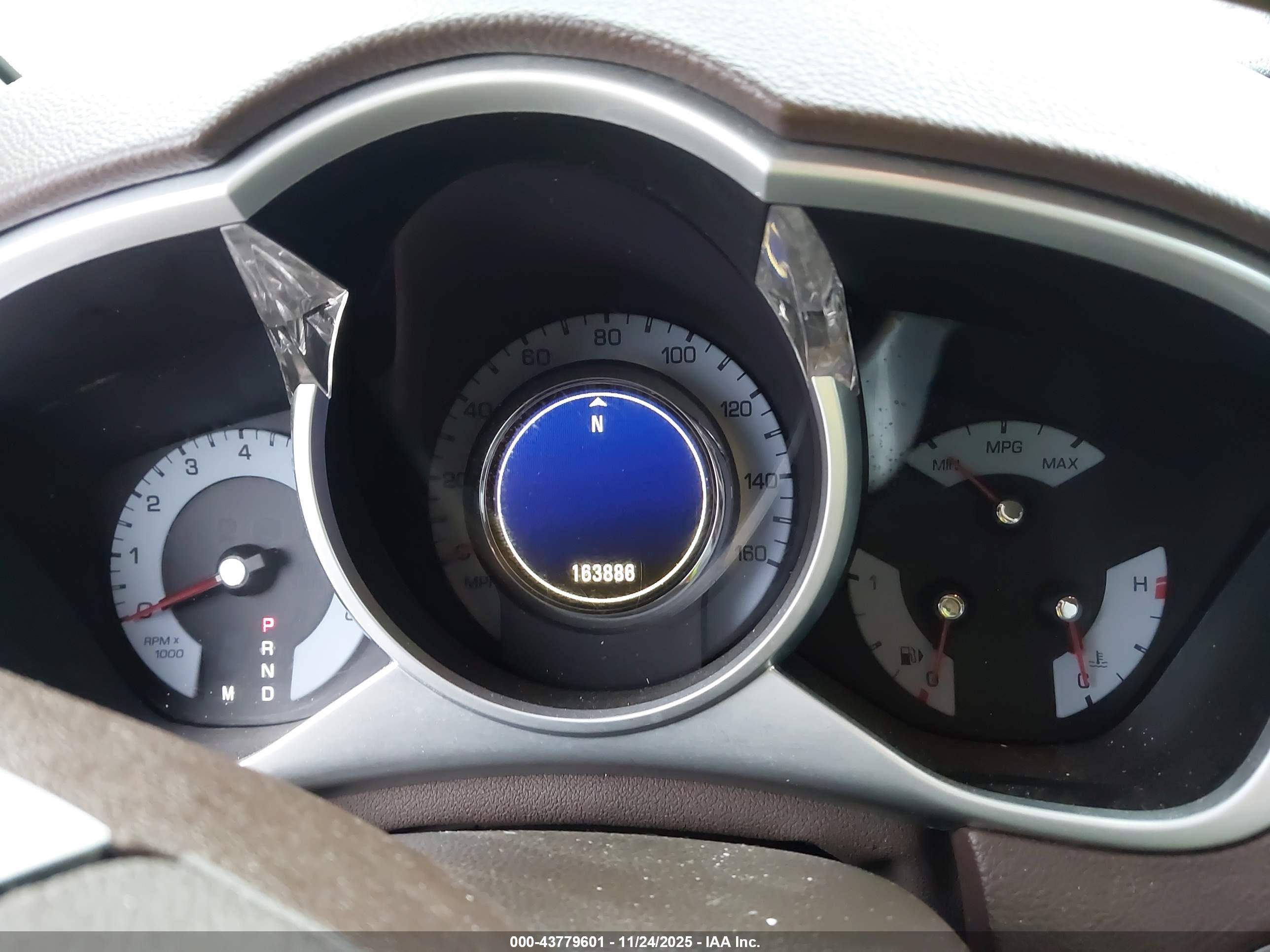 CADILLAC SRX image 7