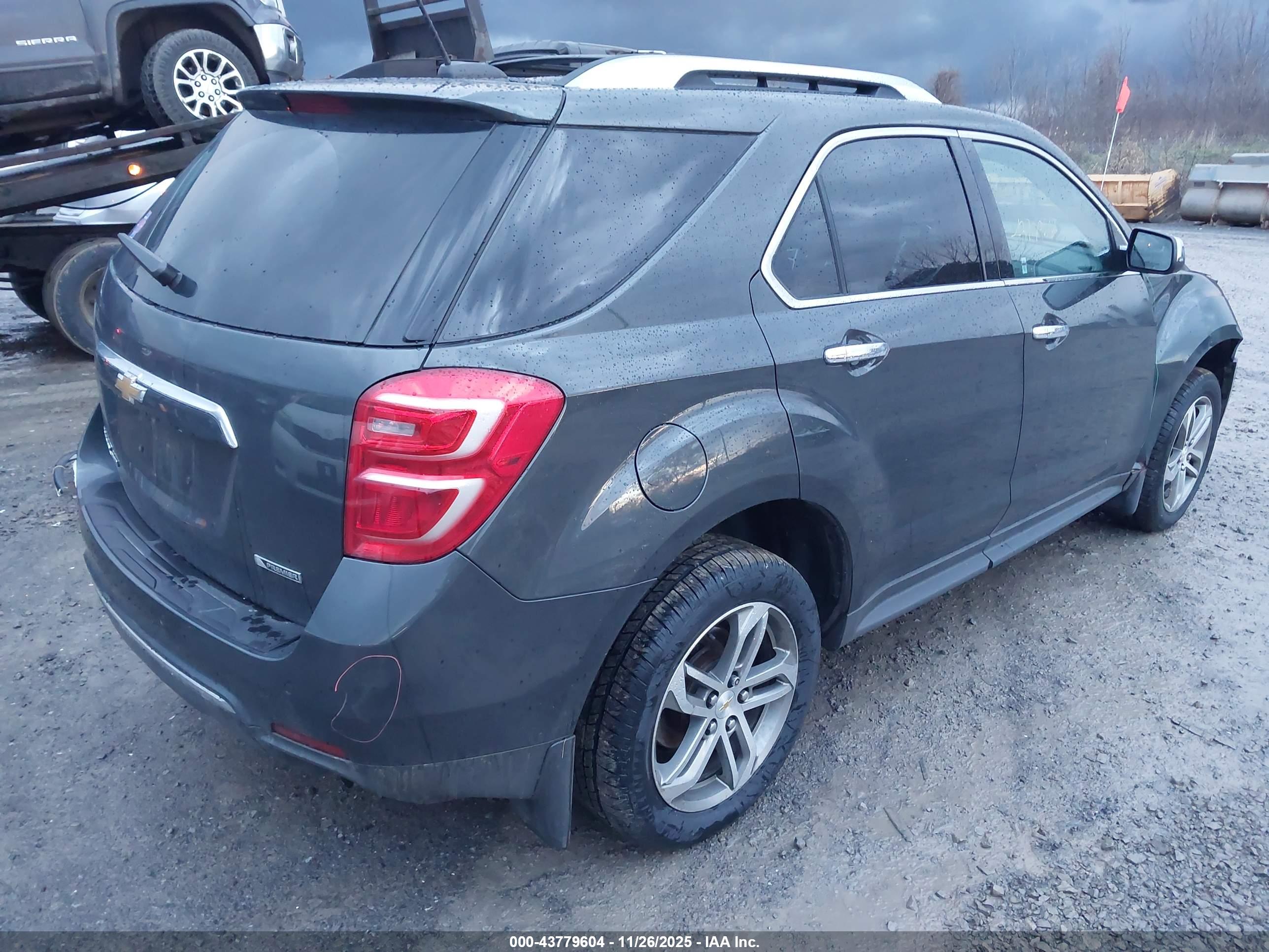 CHEVROLET EQUINOX image 4