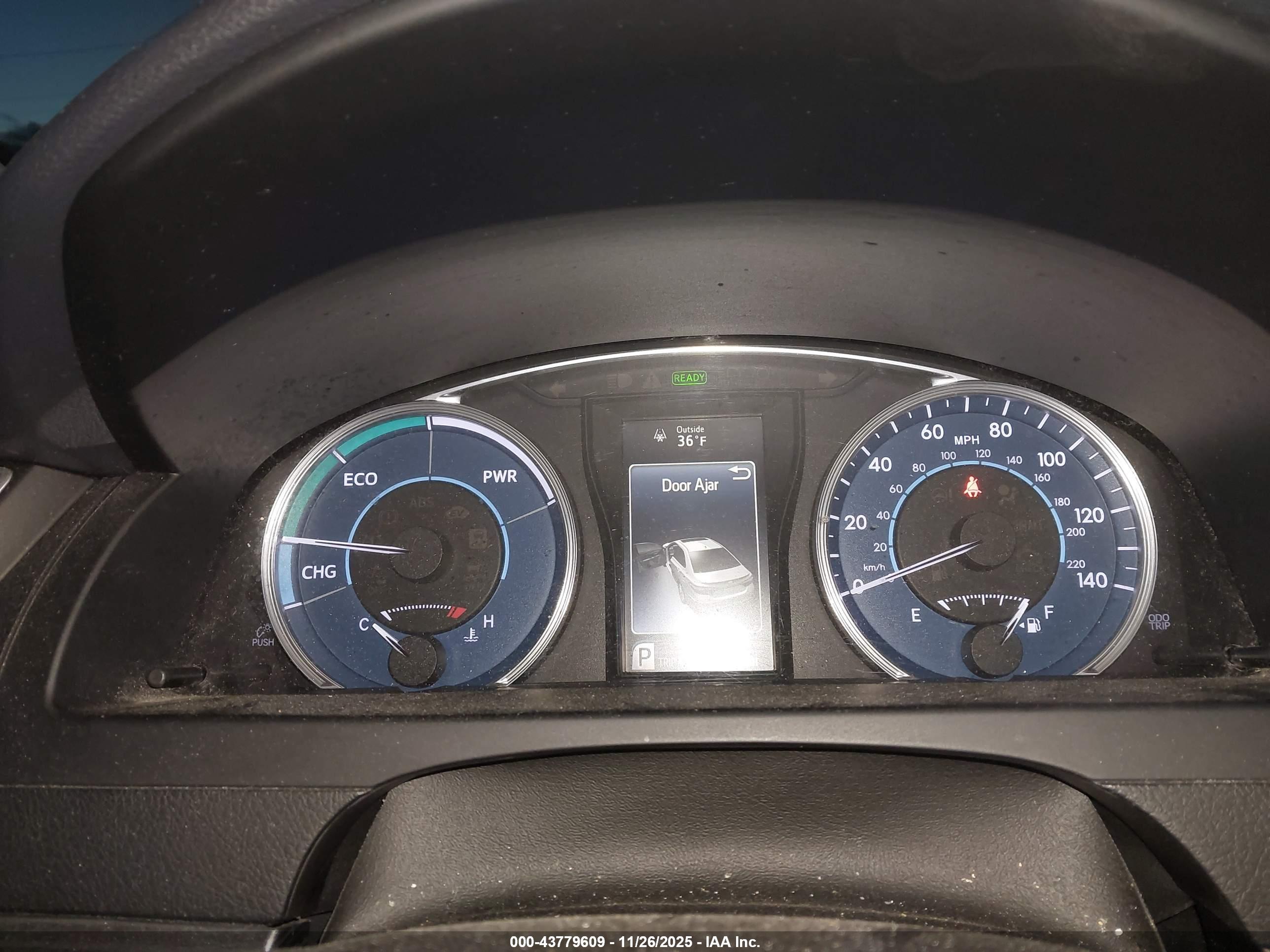 TOYOTA CAMRY image 7