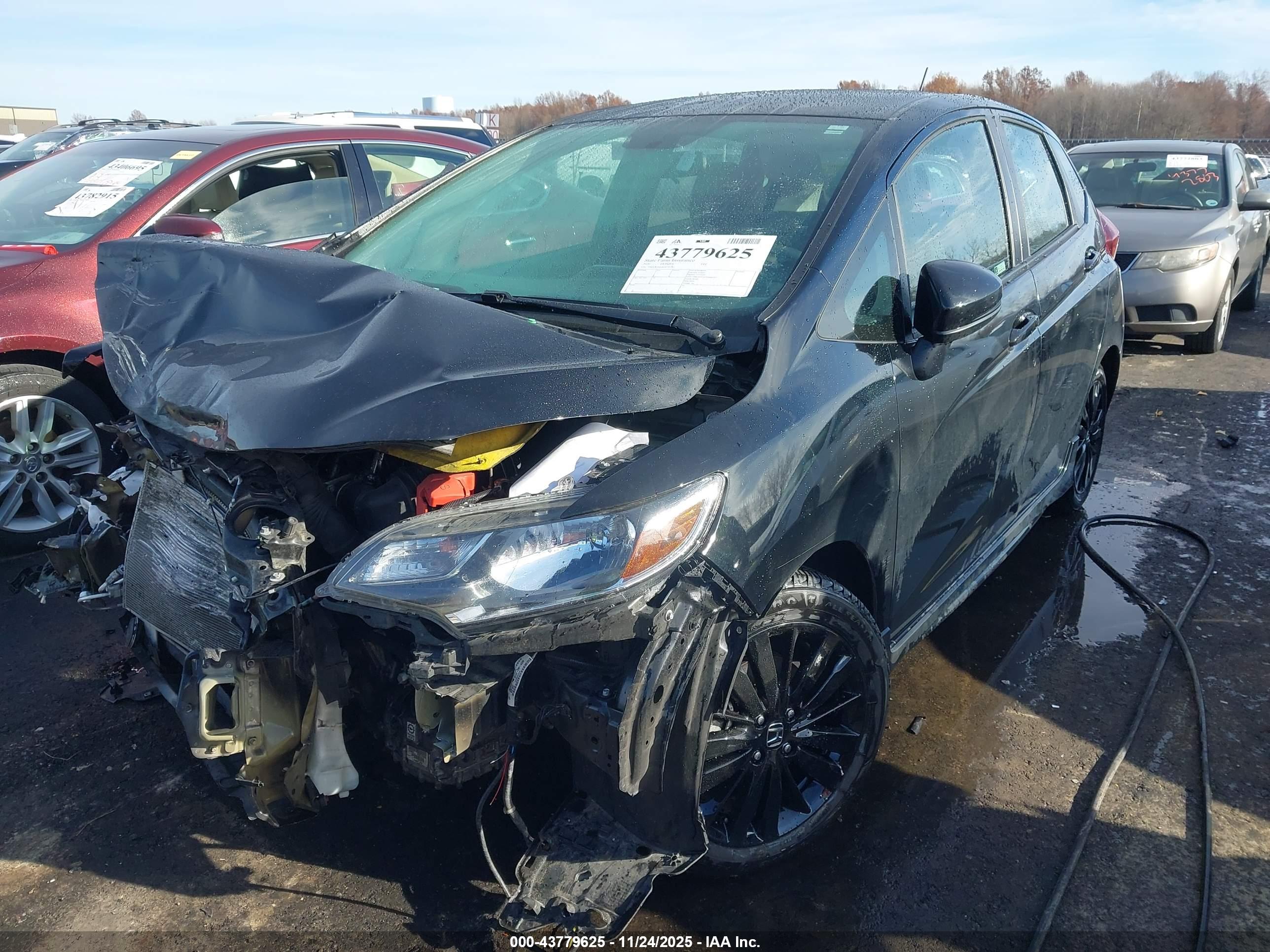 HONDA FIT image 2