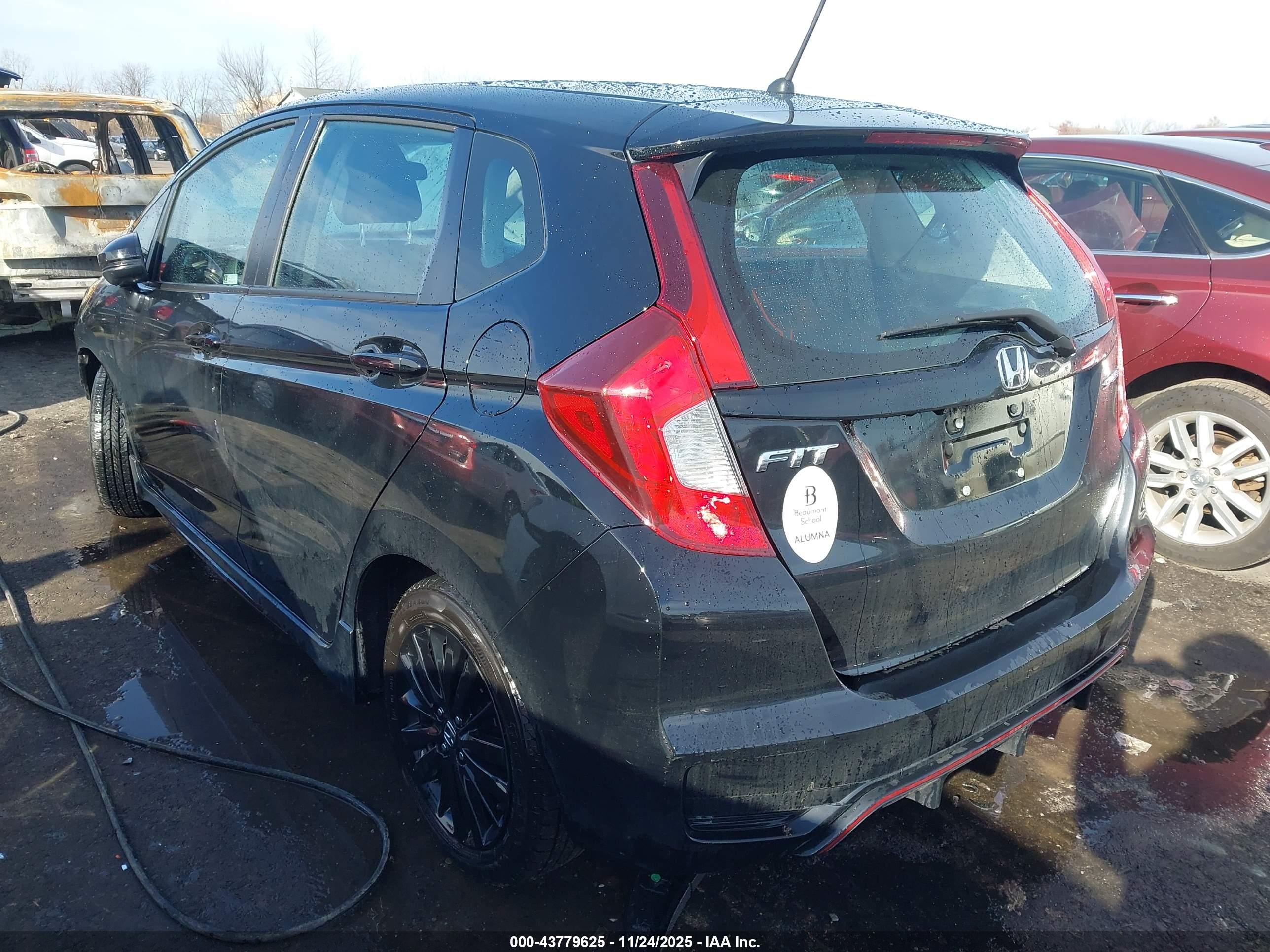 HONDA FIT image 3