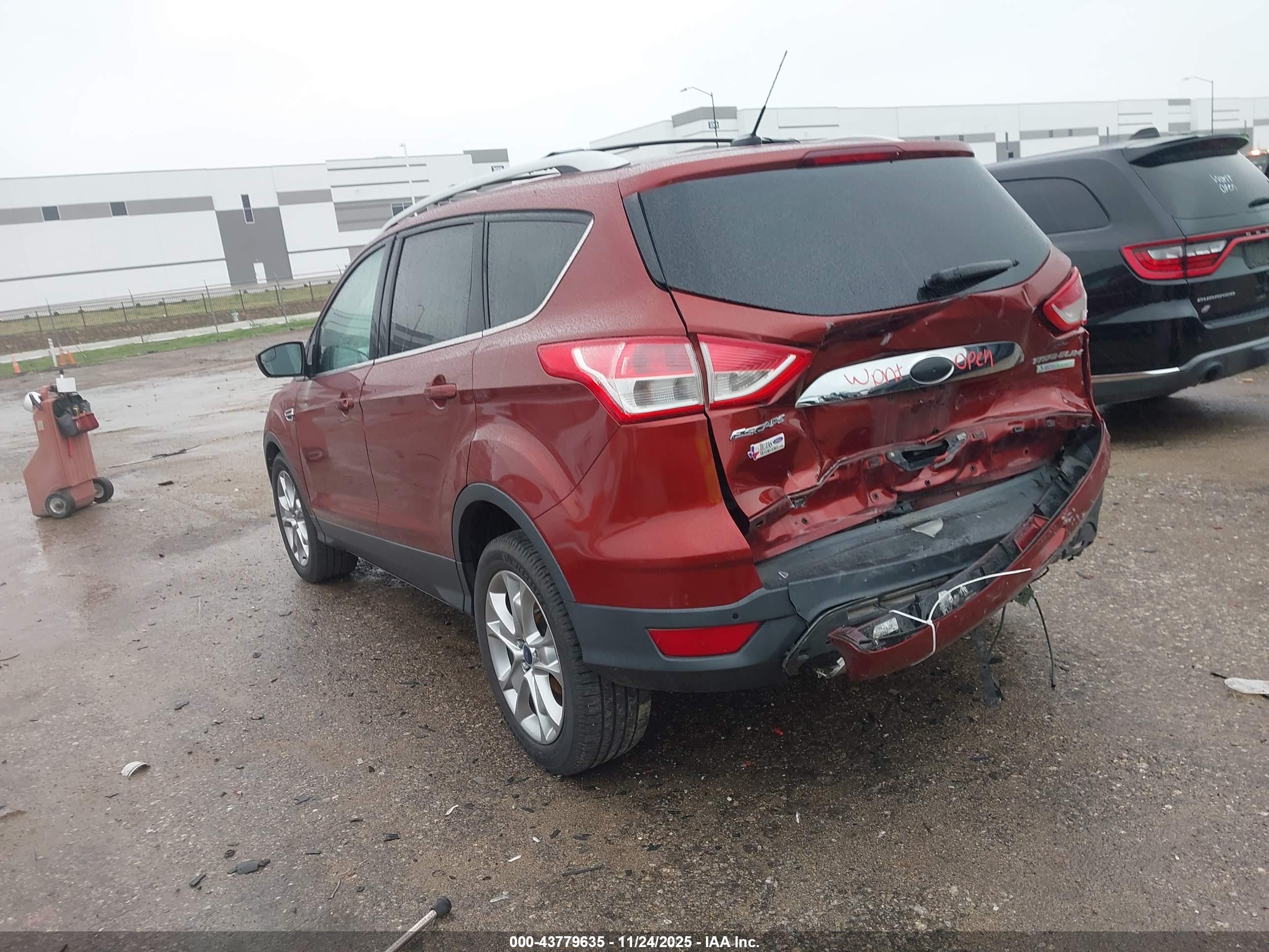 FORD ESCAPE image 3