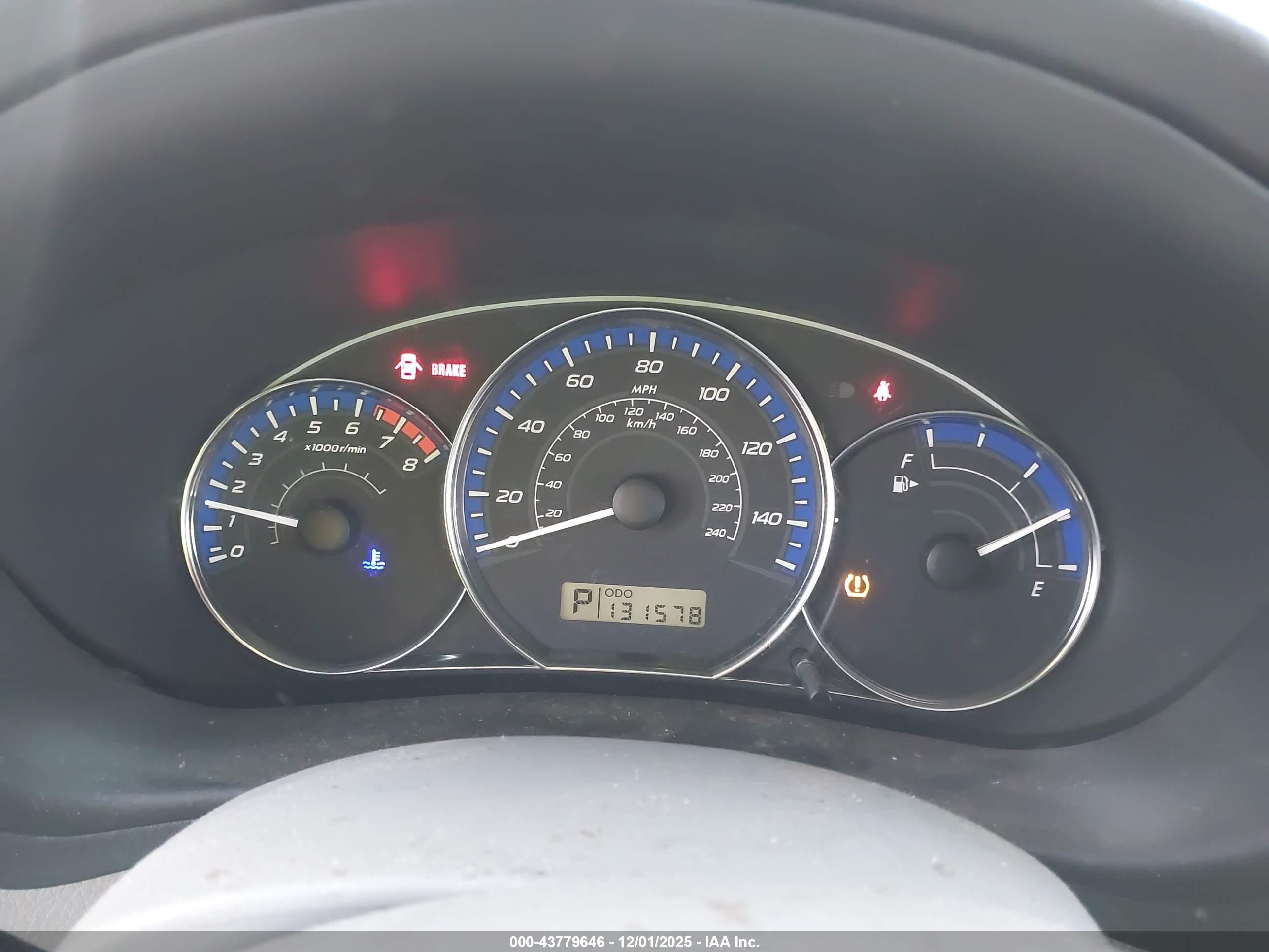 SUBARU FORESTER image 7