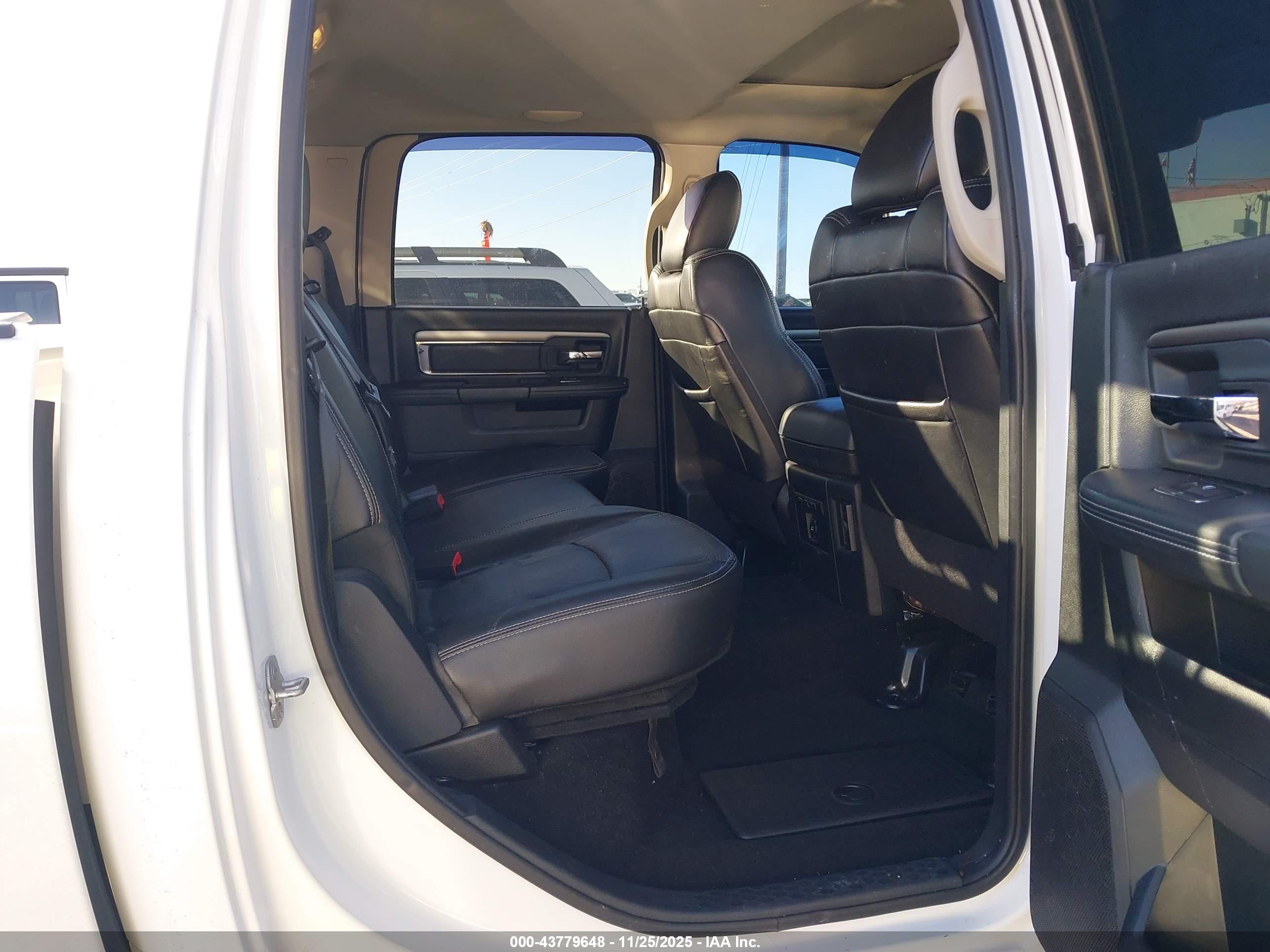 RAM 1500 image 8